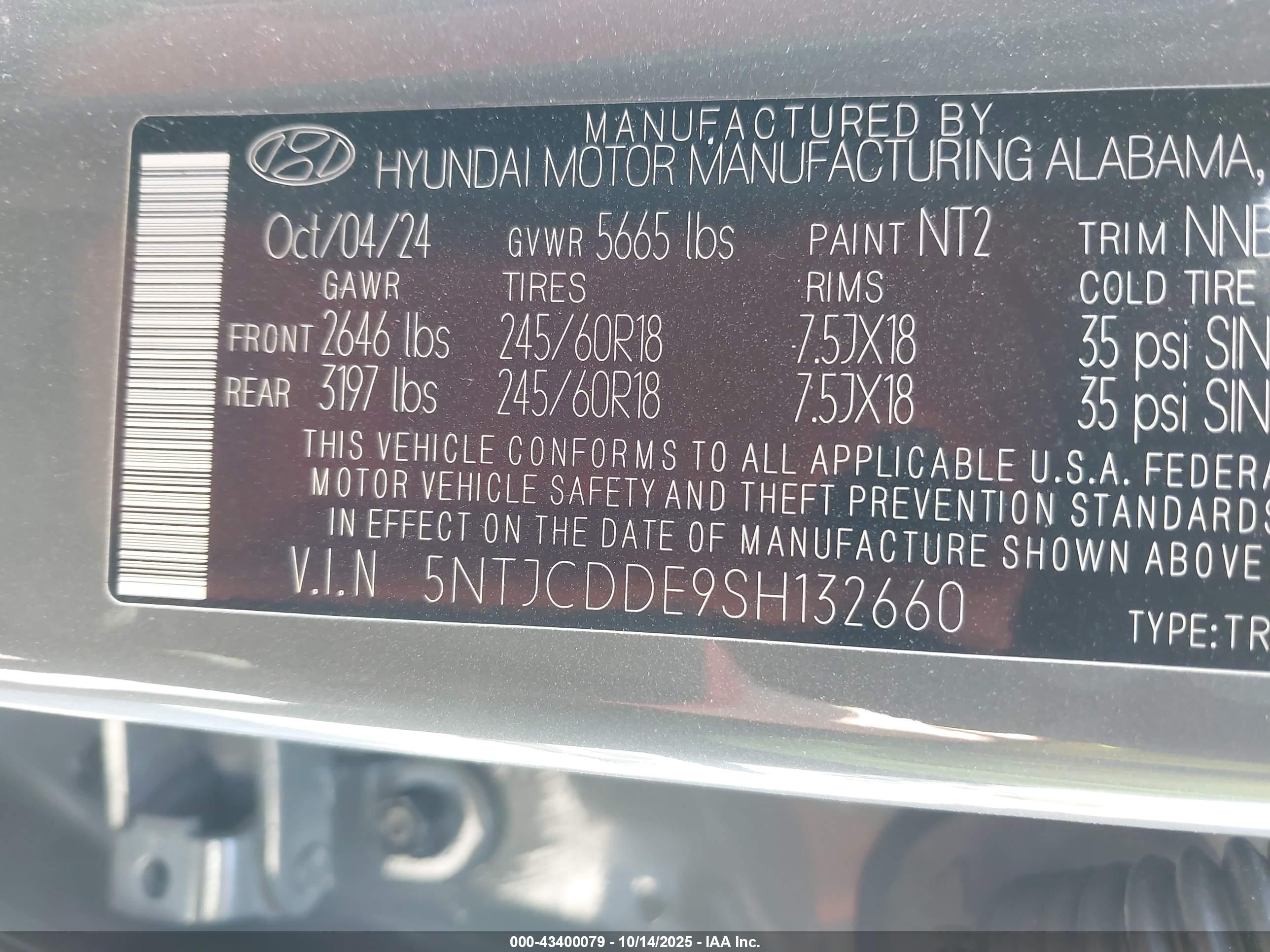 HYUNDAI SANTA image 9