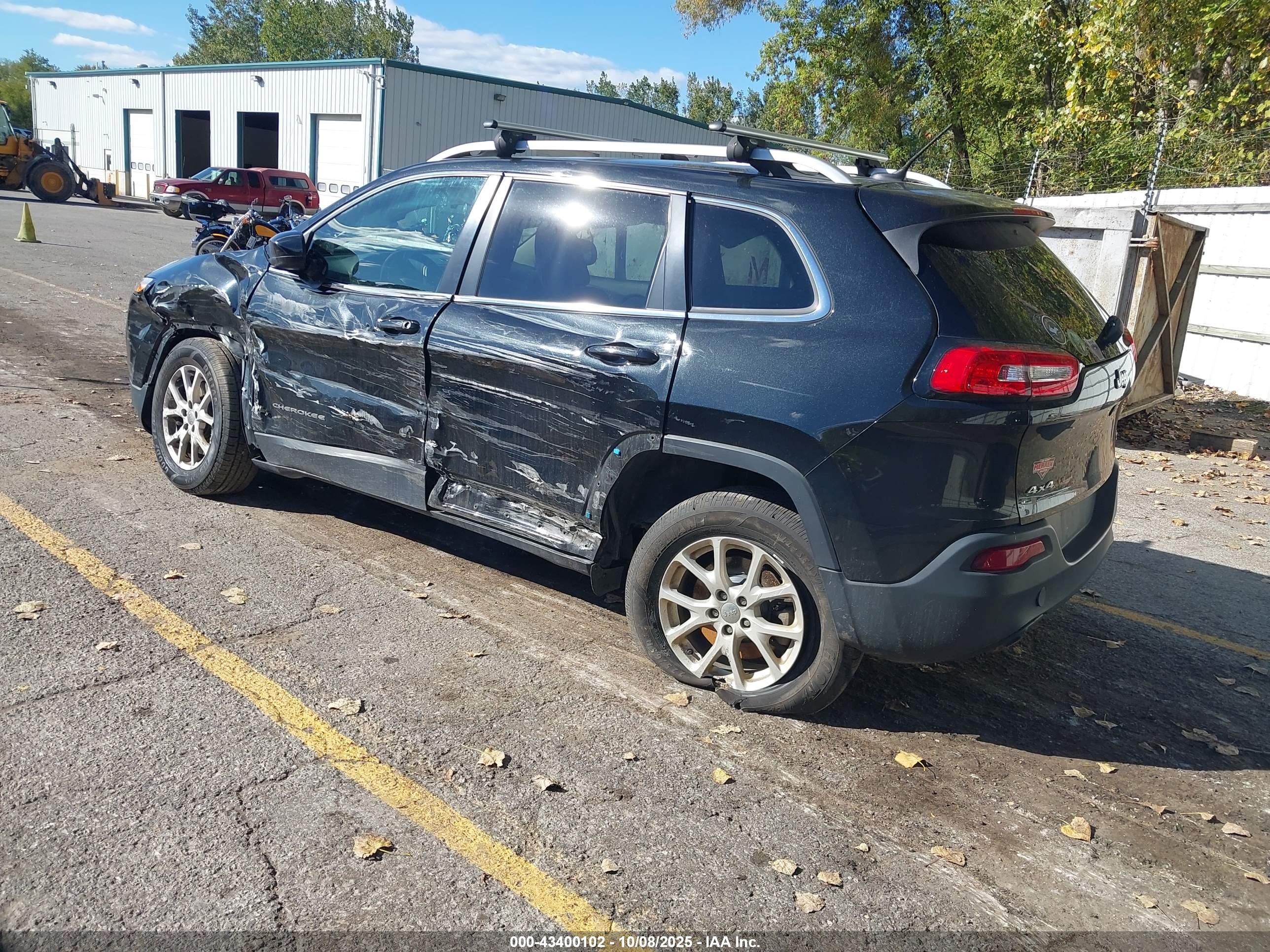 JEEP CHEROKEE image 3