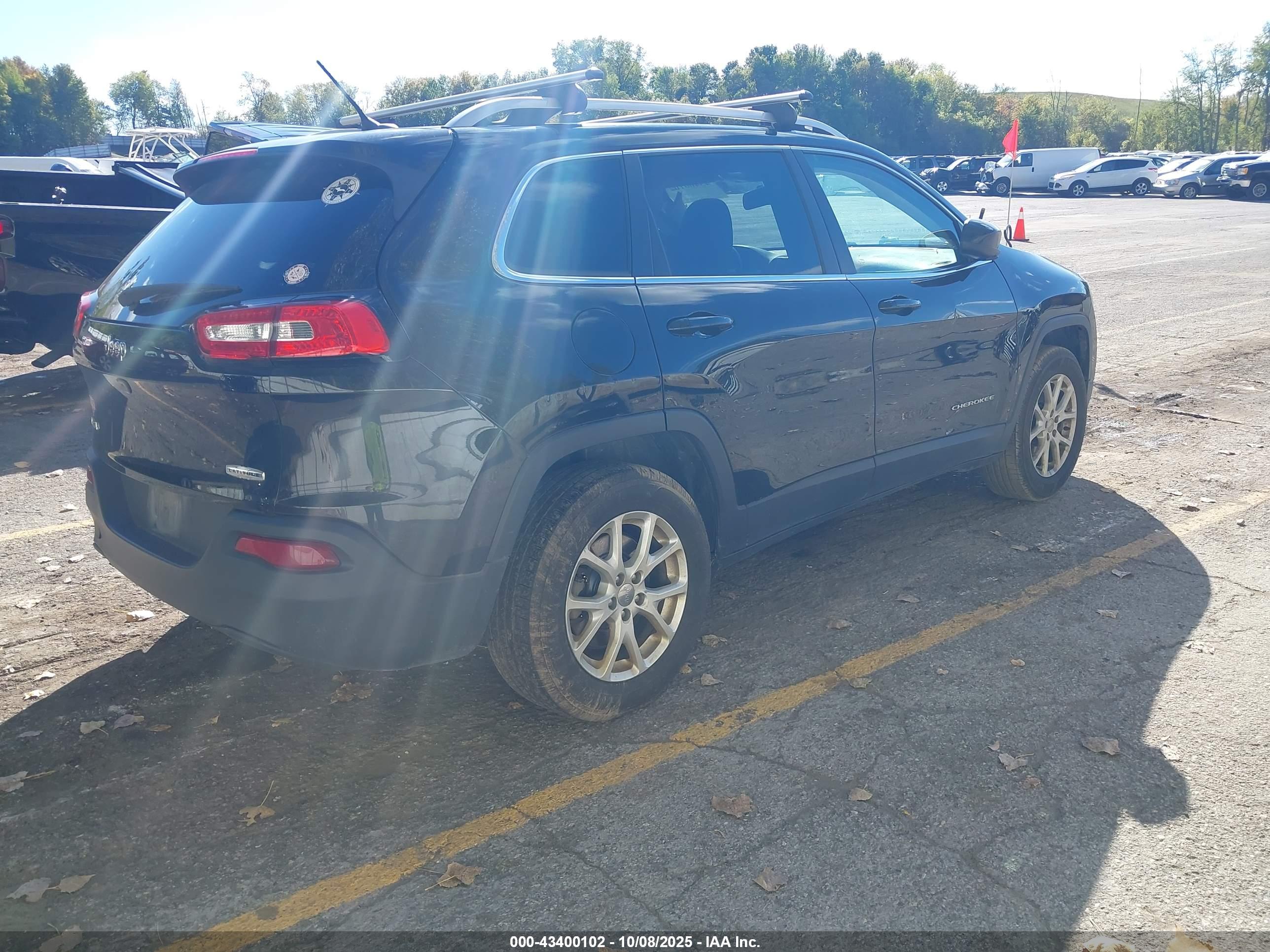 JEEP CHEROKEE image 4