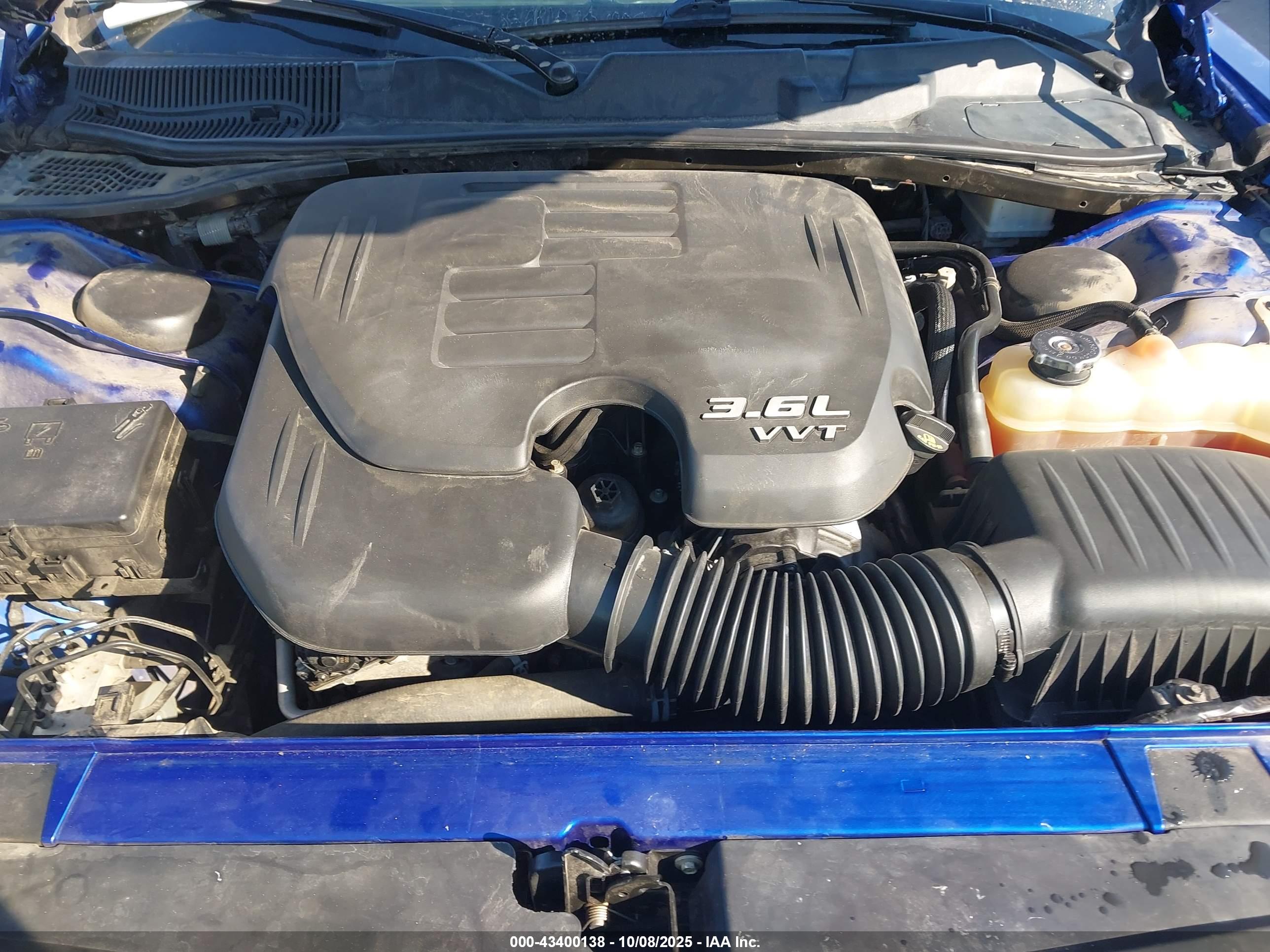 DODGE CHALLENGER image 10