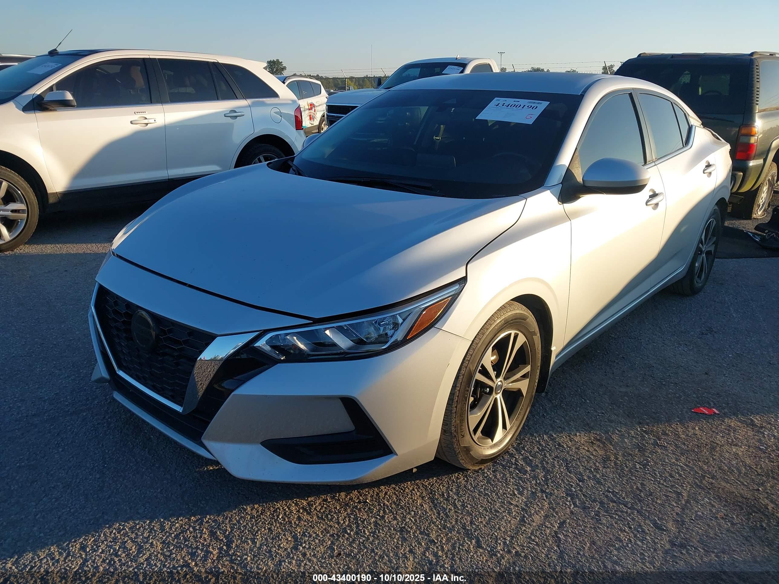 NISSAN SENTRA image 2