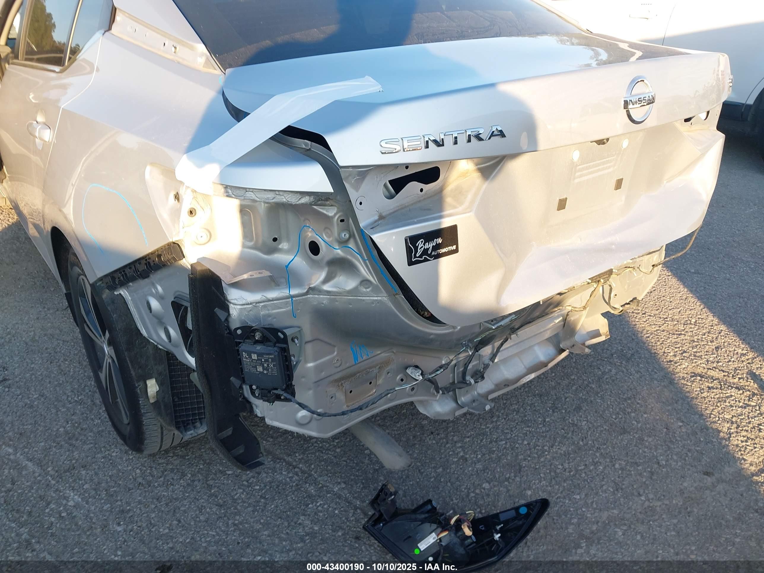 NISSAN SENTRA image 6