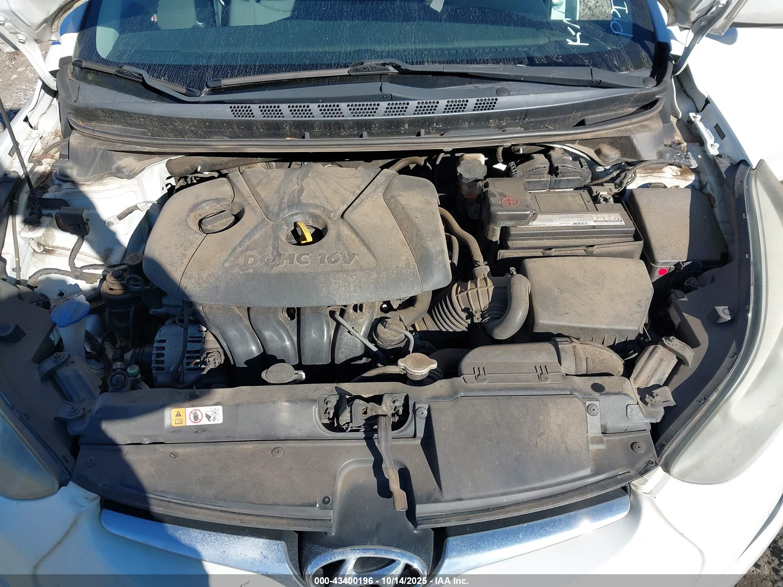 HYUNDAI ELANTRA image 10