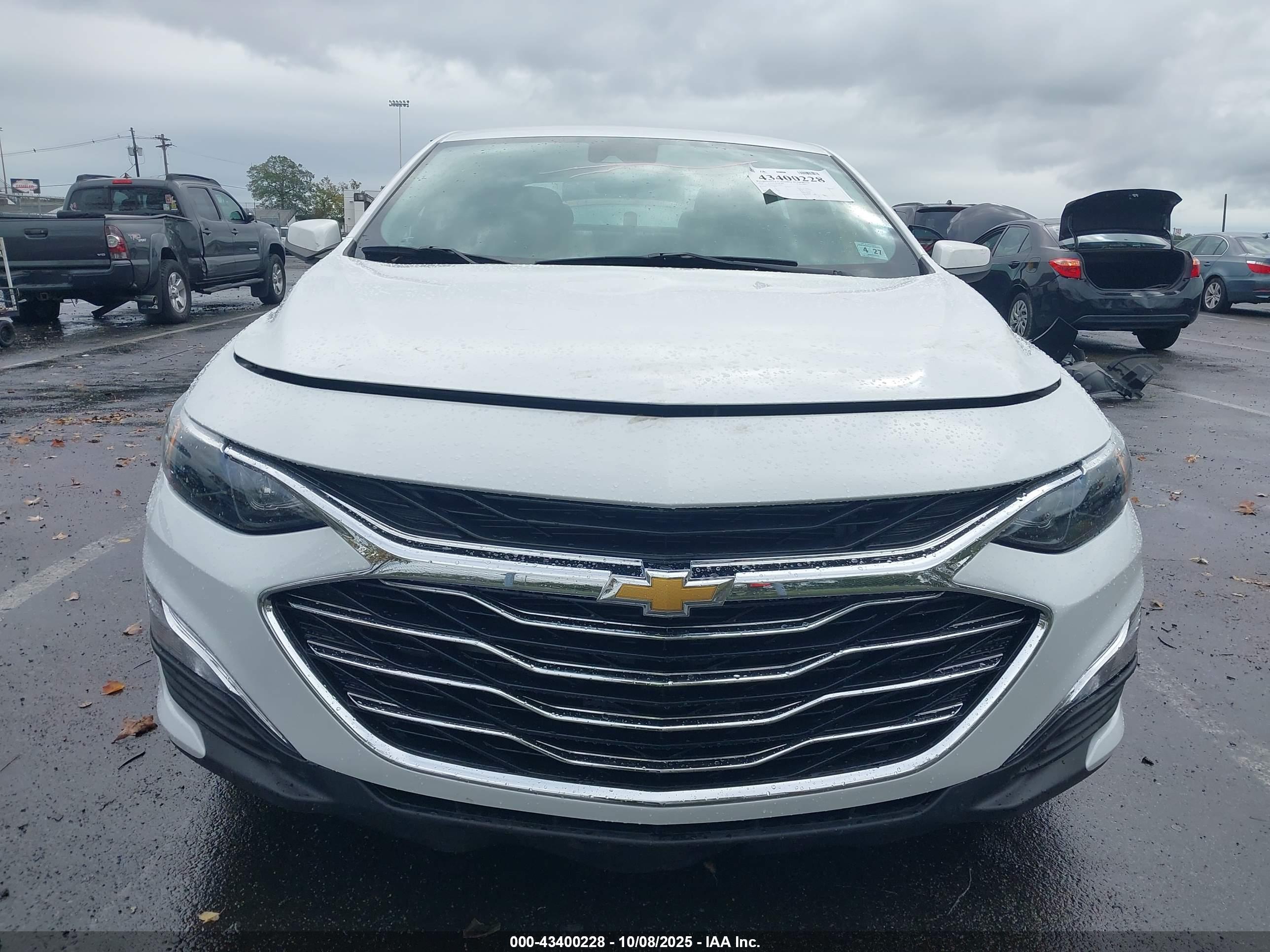 CHEVROLET MALIBU image 6
