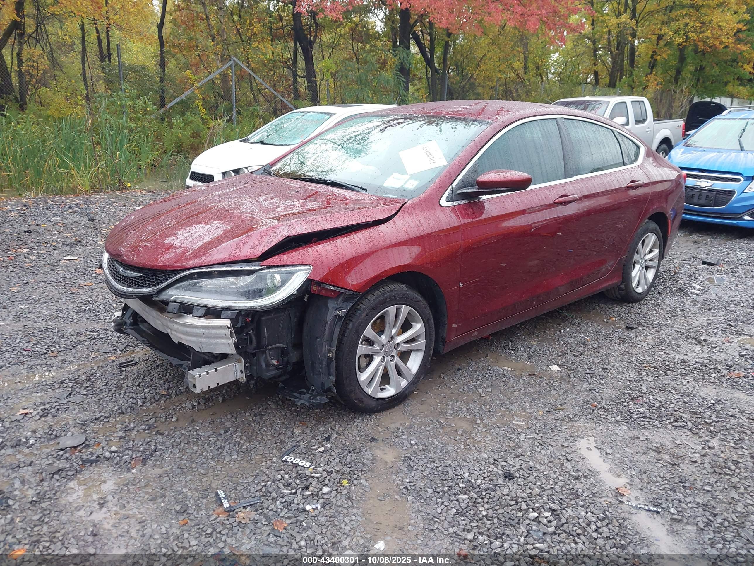 CHRYSLER 200 image 2