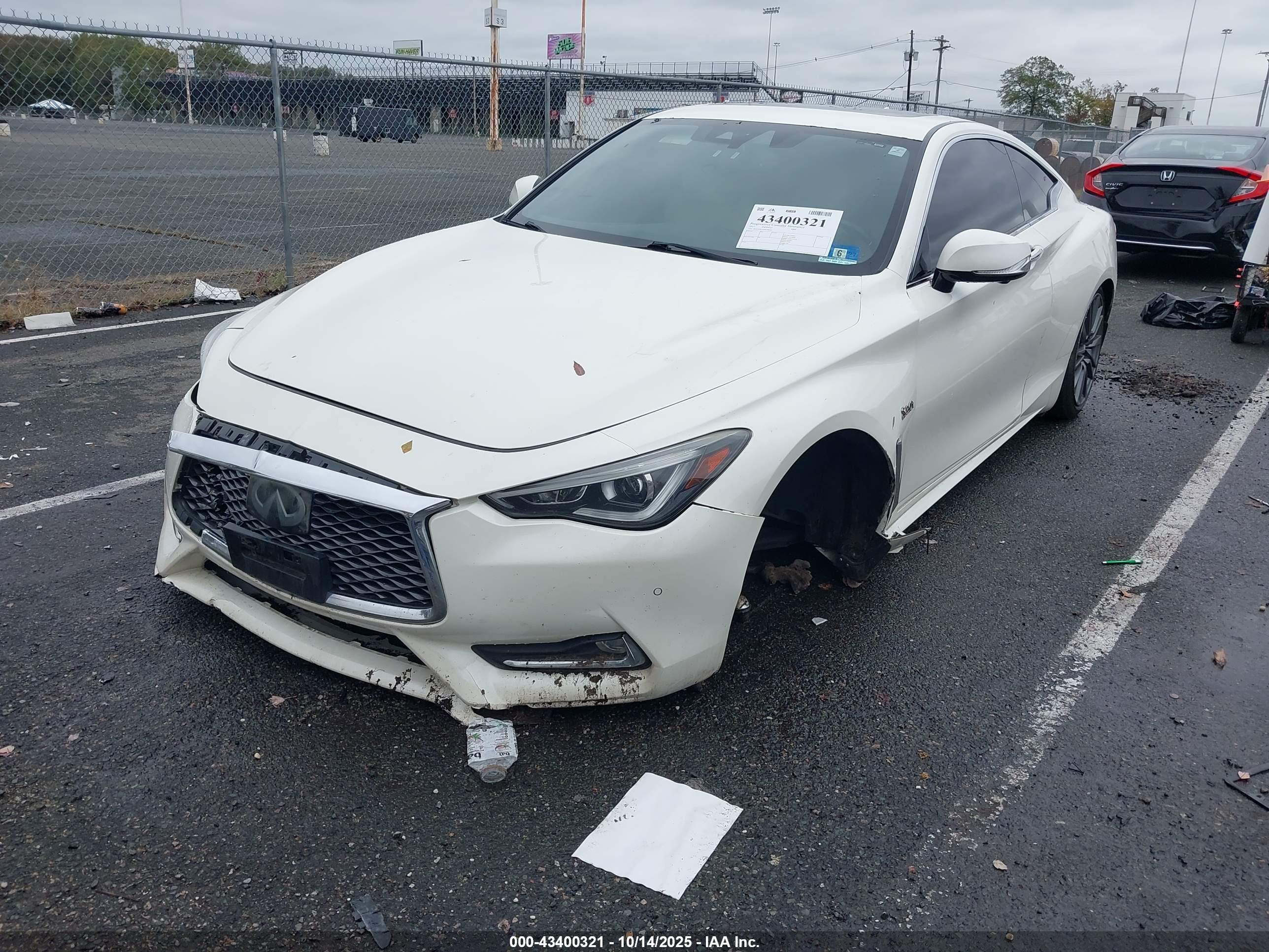 INFINITI Q60 image 2