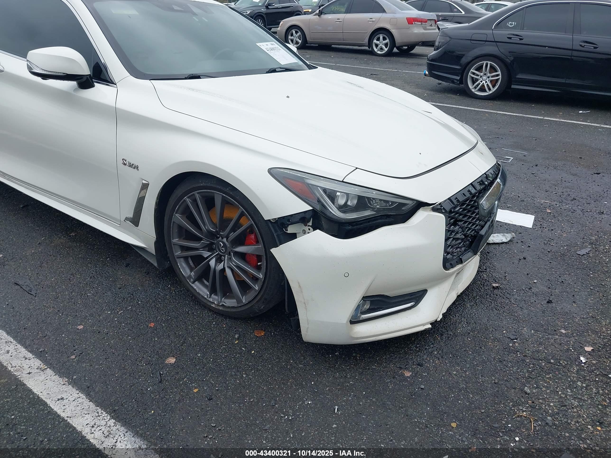 INFINITI Q60 image 6