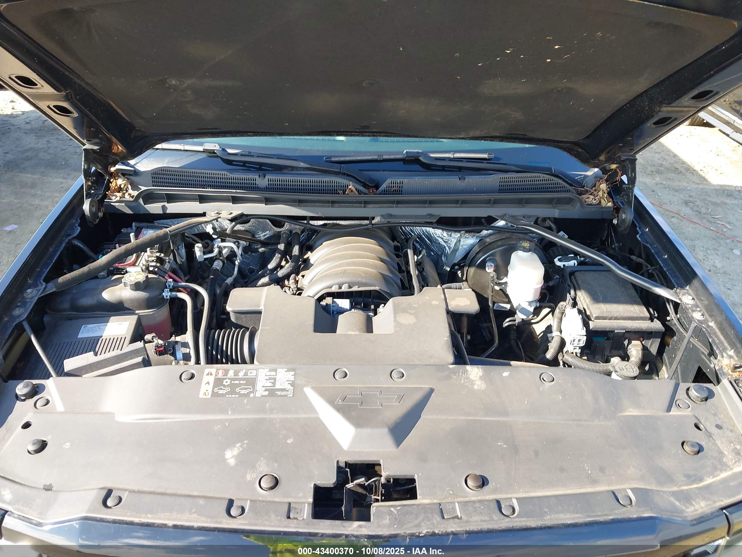 CHEVROLET SILVERADO image 10