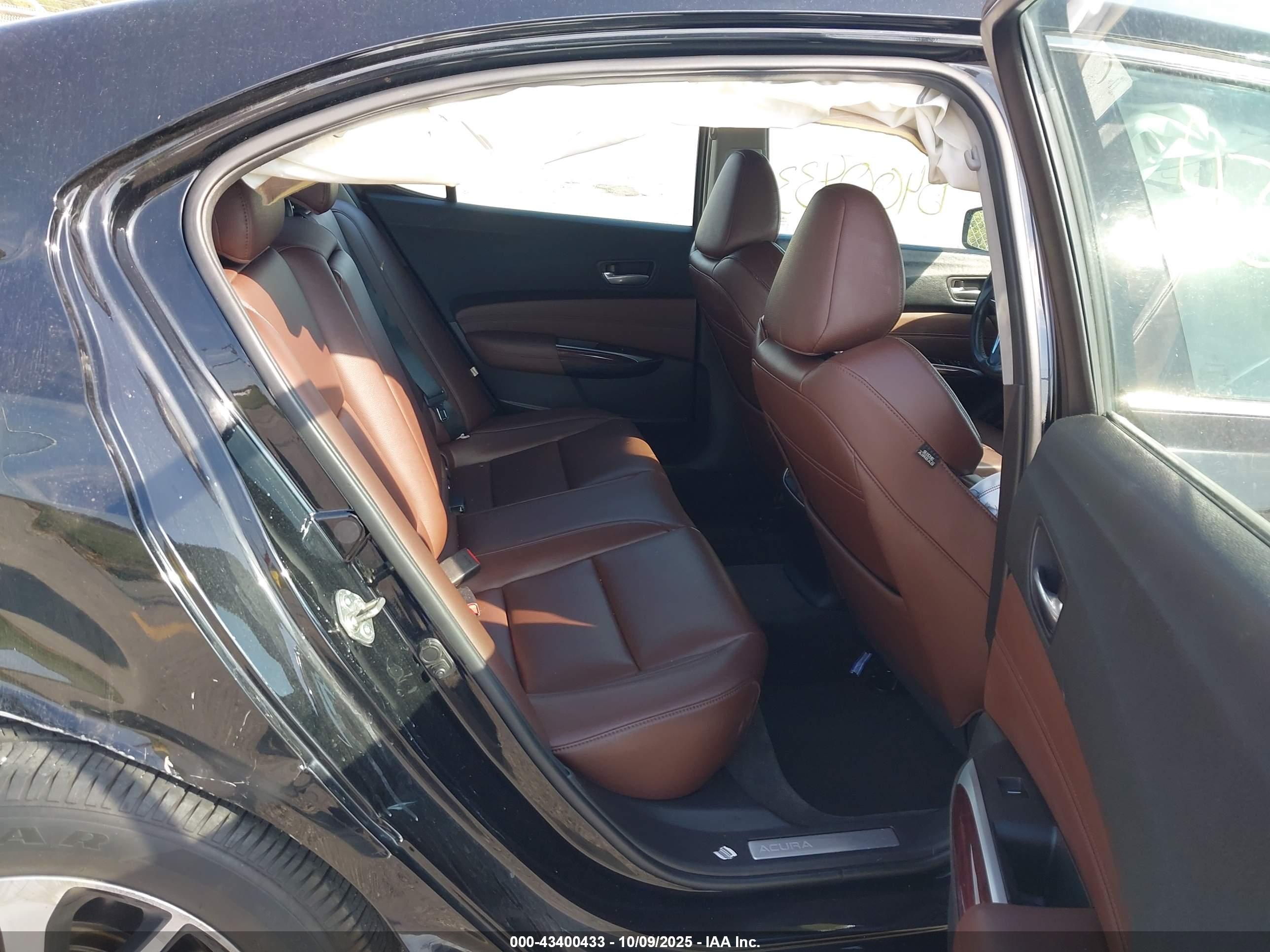 ACURA TLX image 8