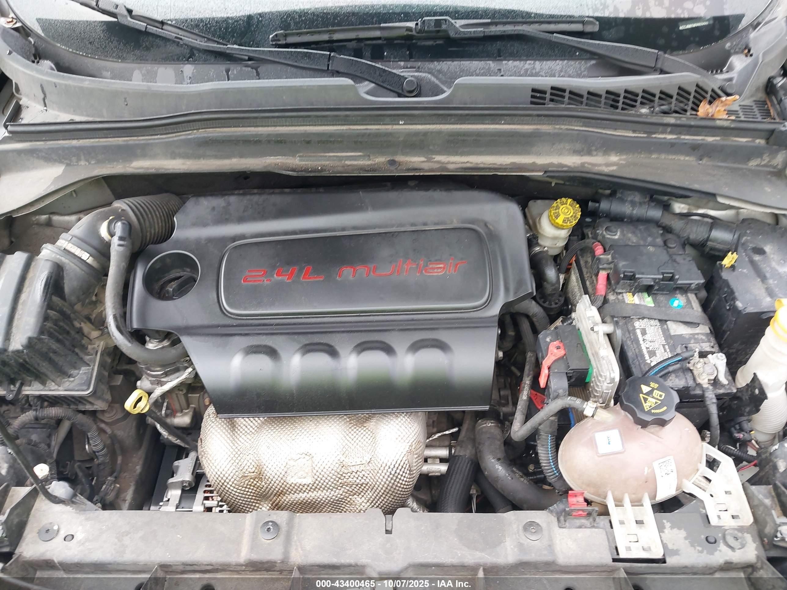 JEEP RENEGADE image 10