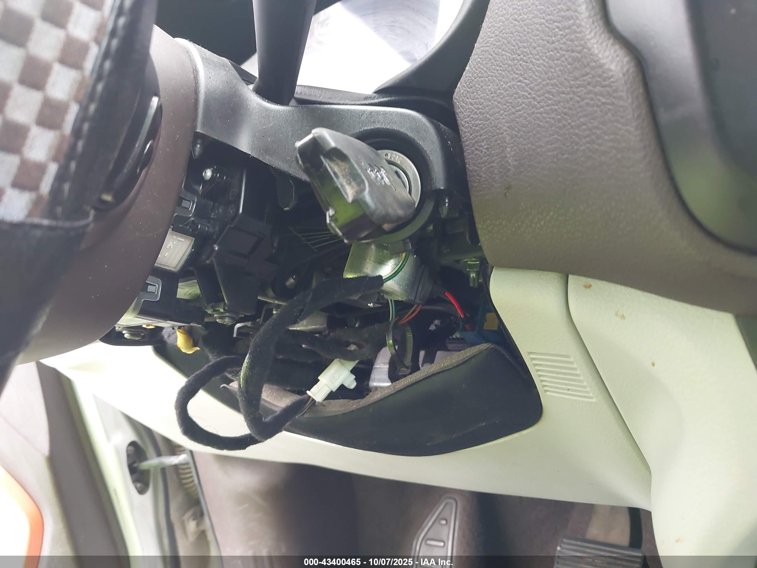 JEEP RENEGADE image 11