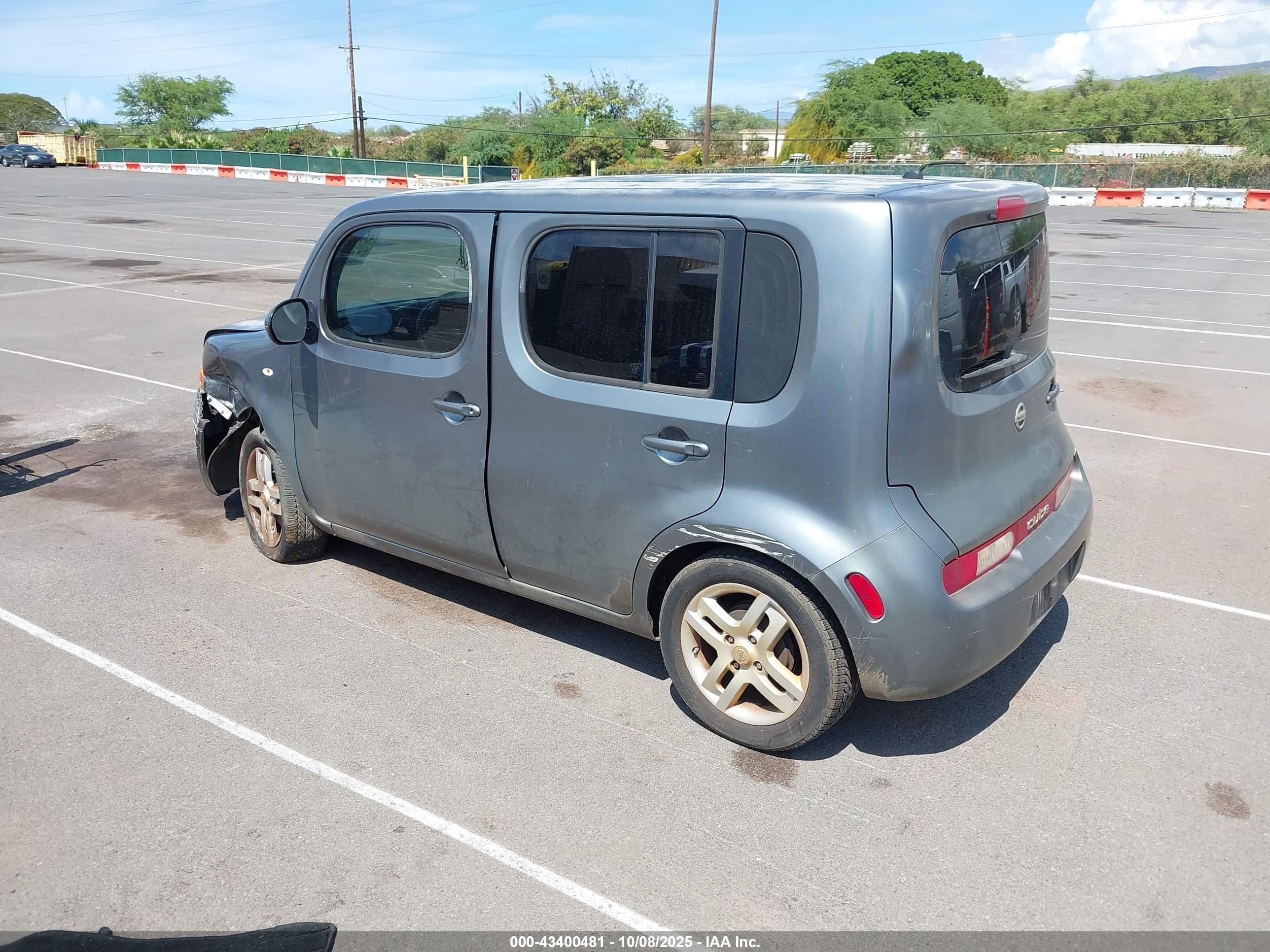 NISSAN CUBE image 3