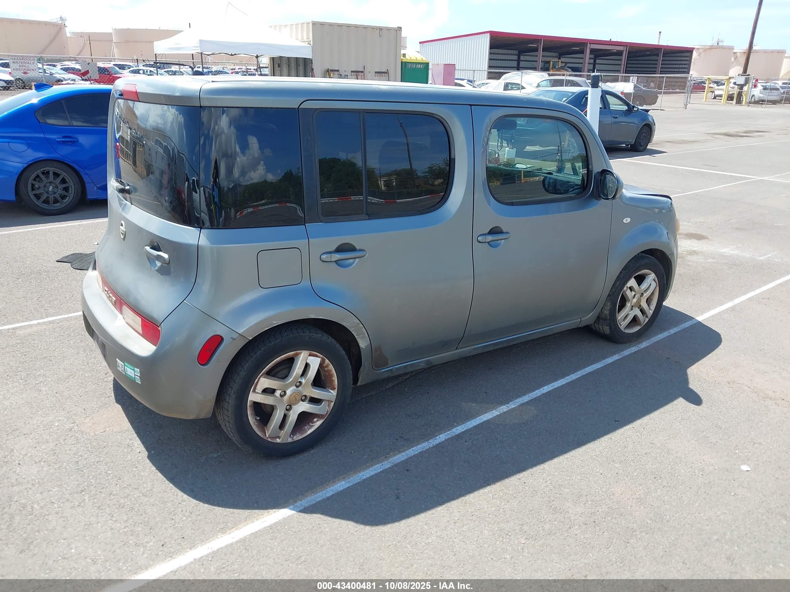 NISSAN CUBE image 4