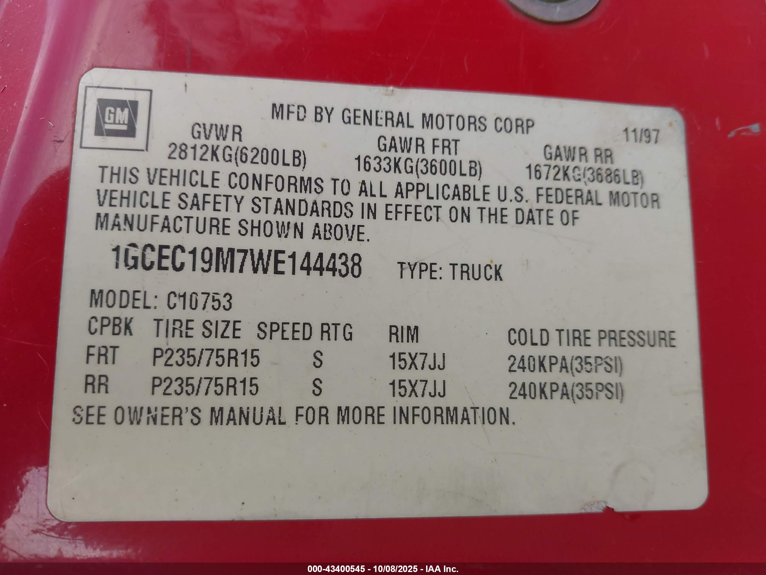 CHEVROLET C1500 image 9