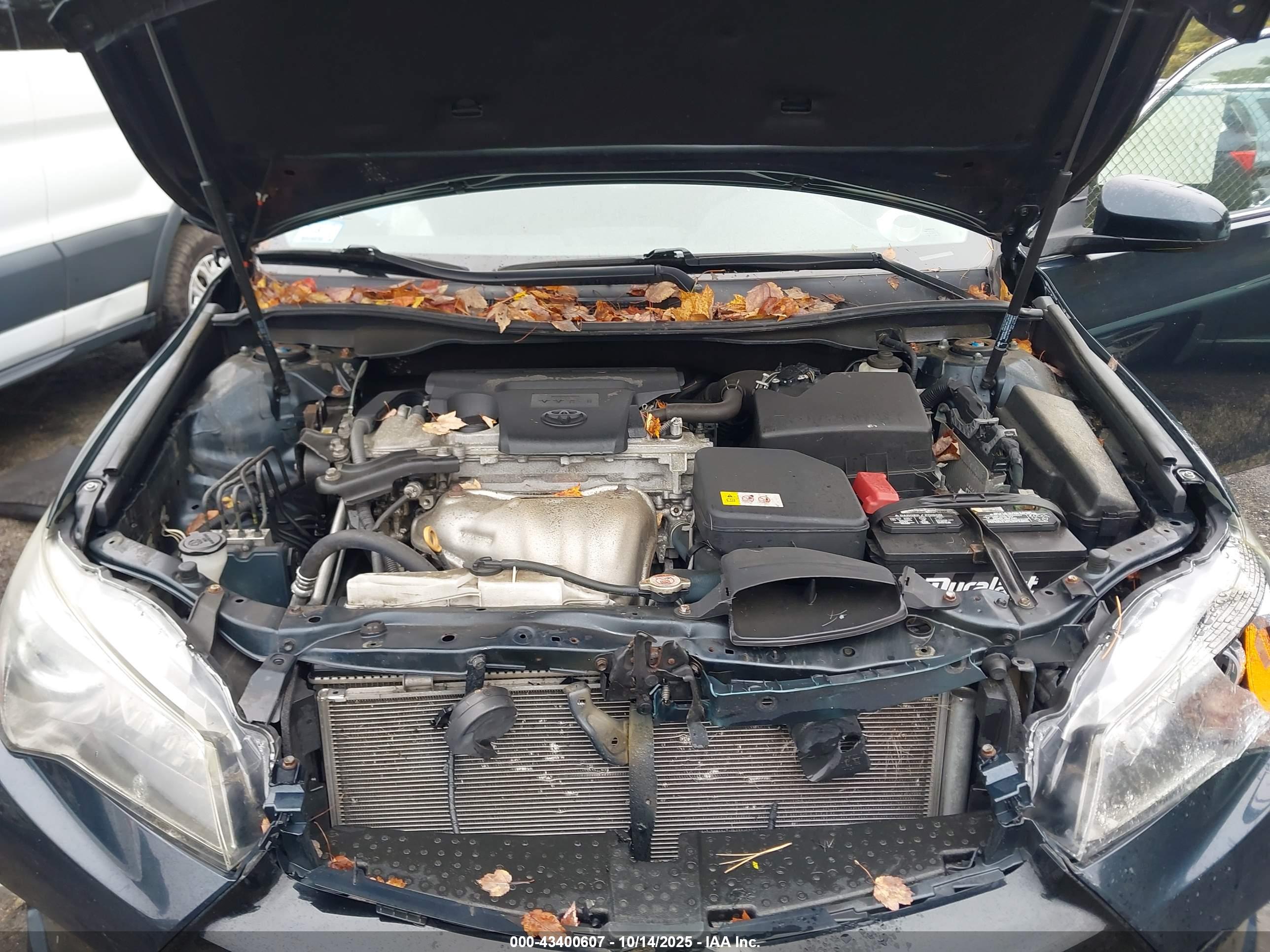 TOYOTA CAMRY image 10