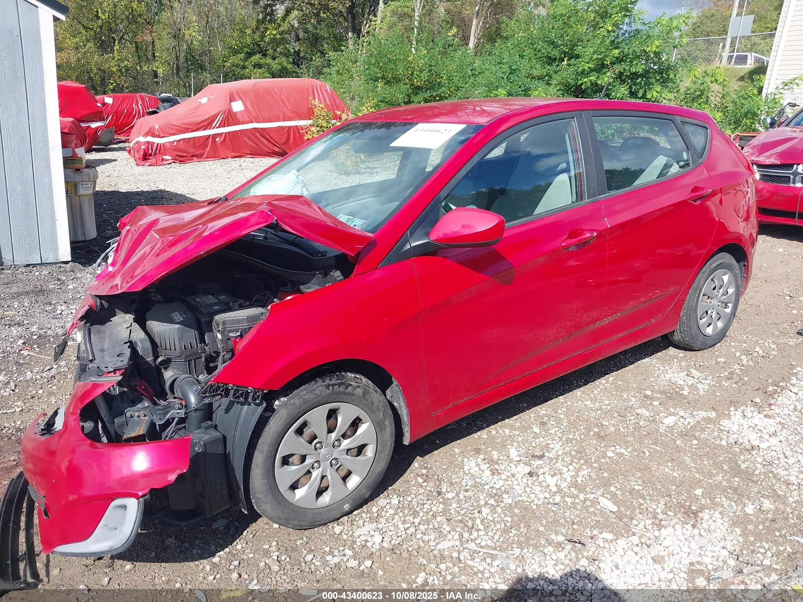 HYUNDAI ACCENT image 2