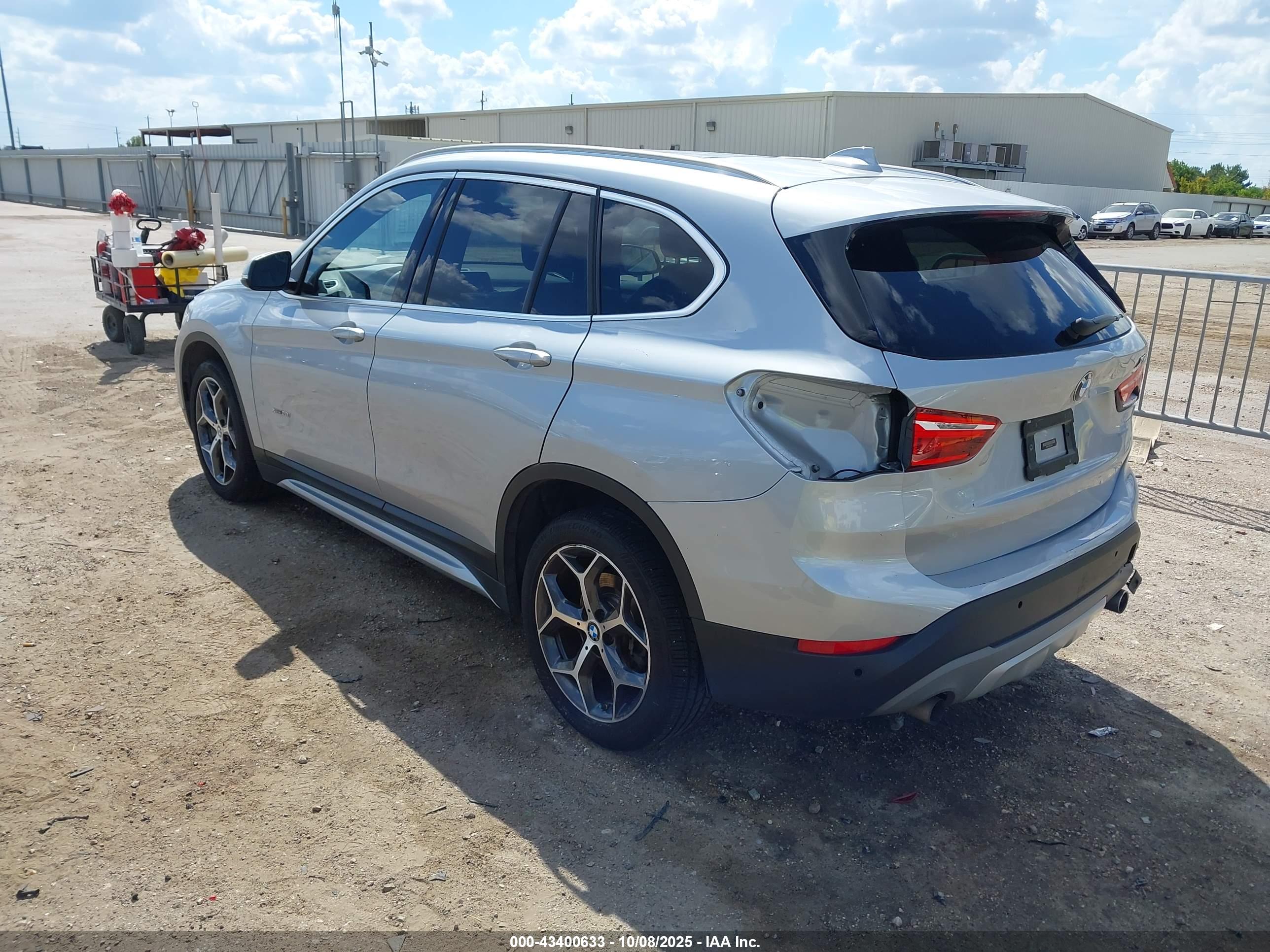 BMW X1 image 3