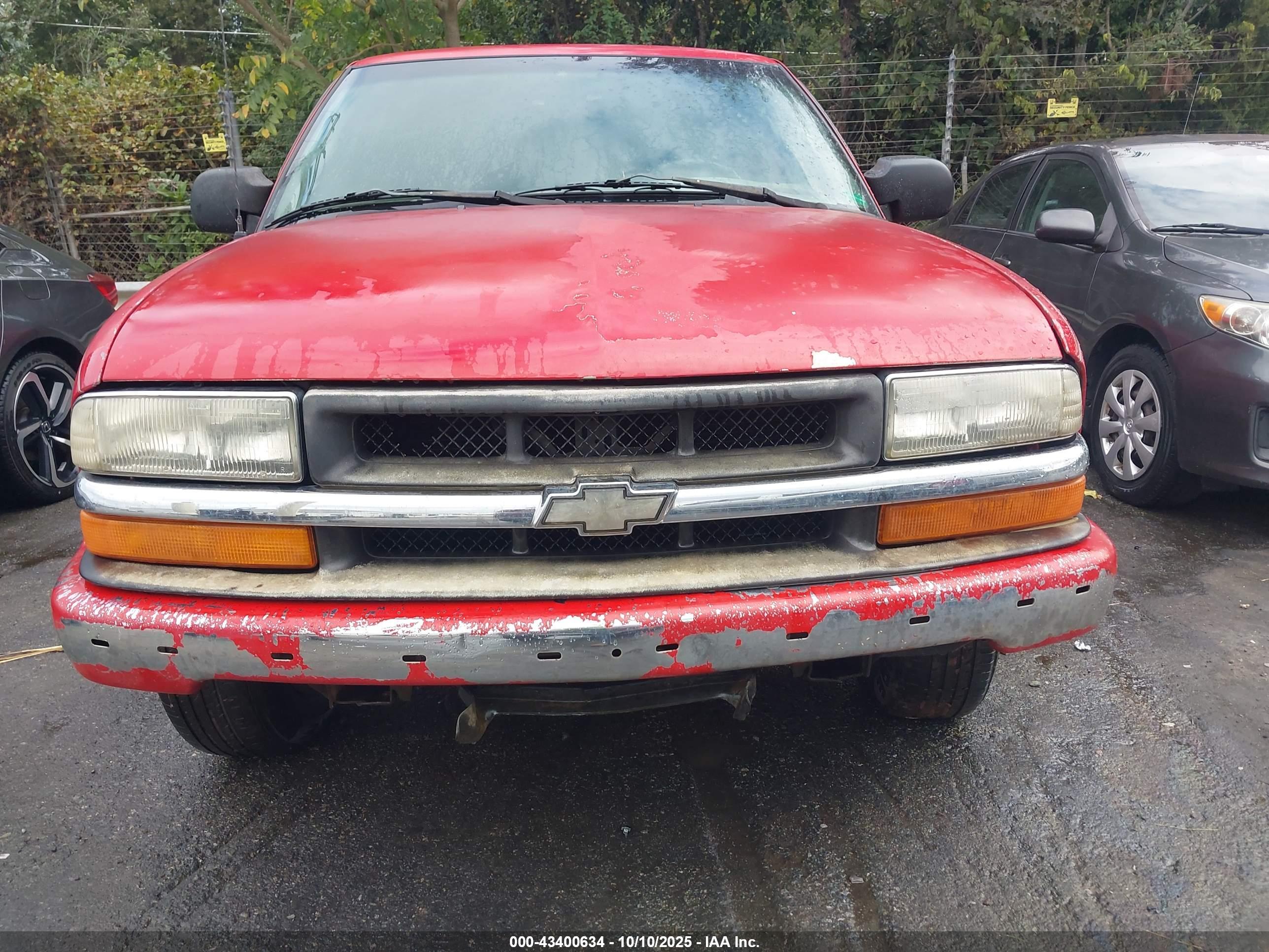 CHEVROLET S-10 image 6