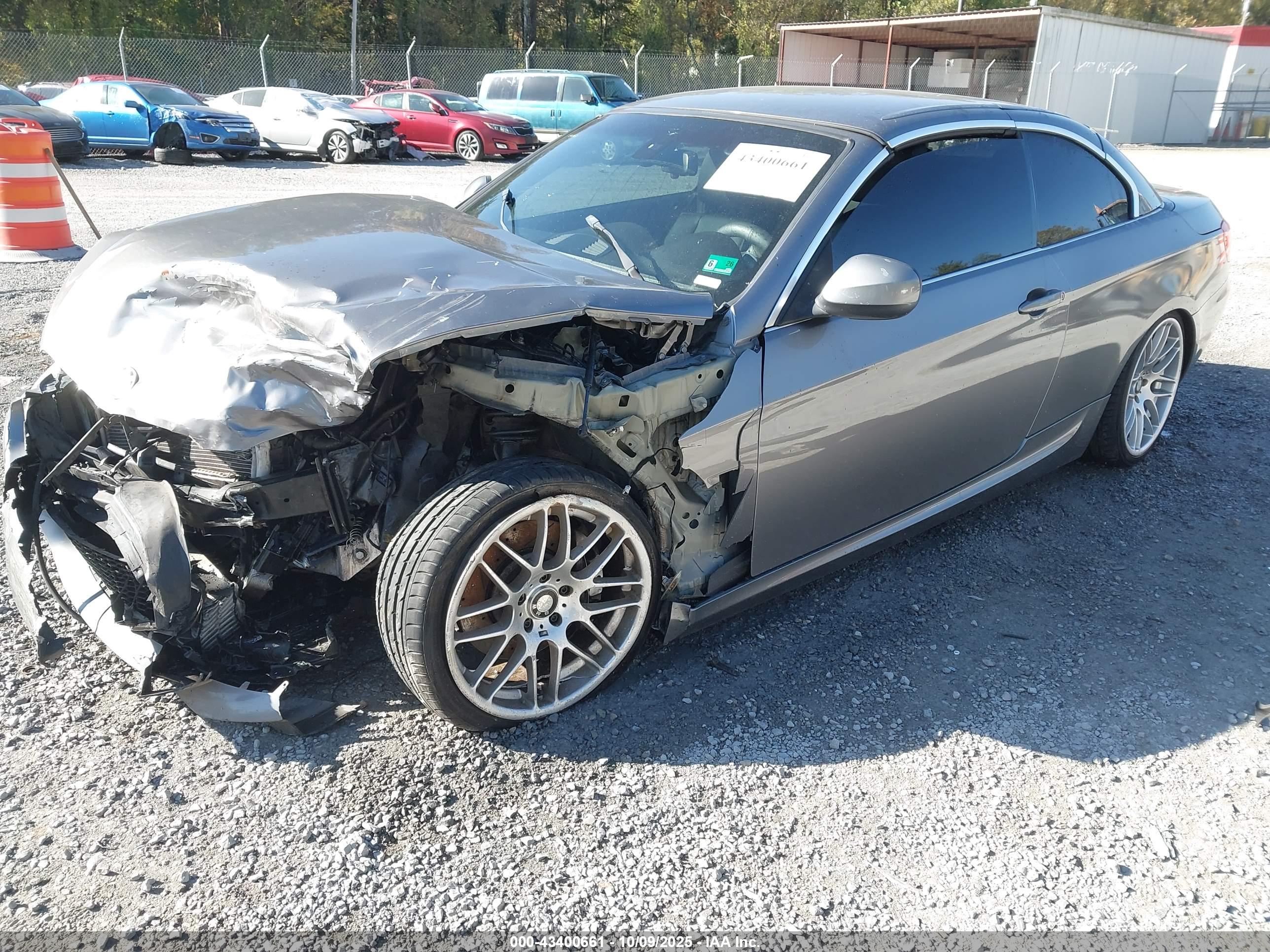 BMW 335I image 2