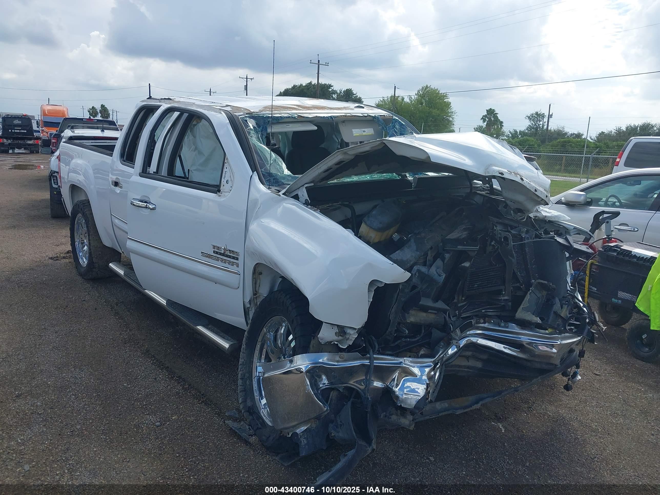 GMC SIERRA image 6