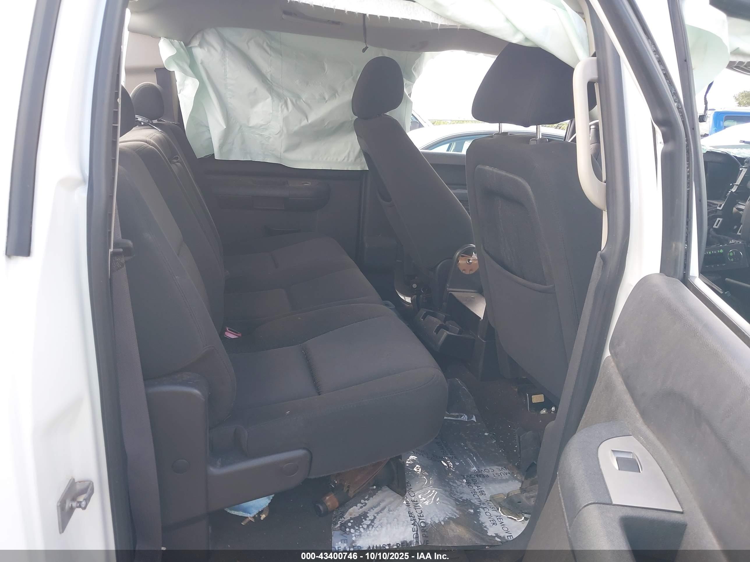 GMC SIERRA image 8