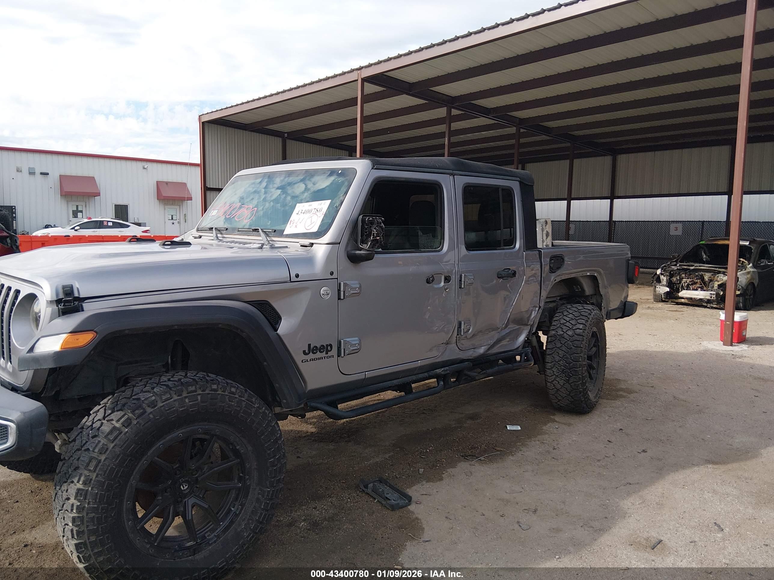 JEEP GLADIATOR image 6