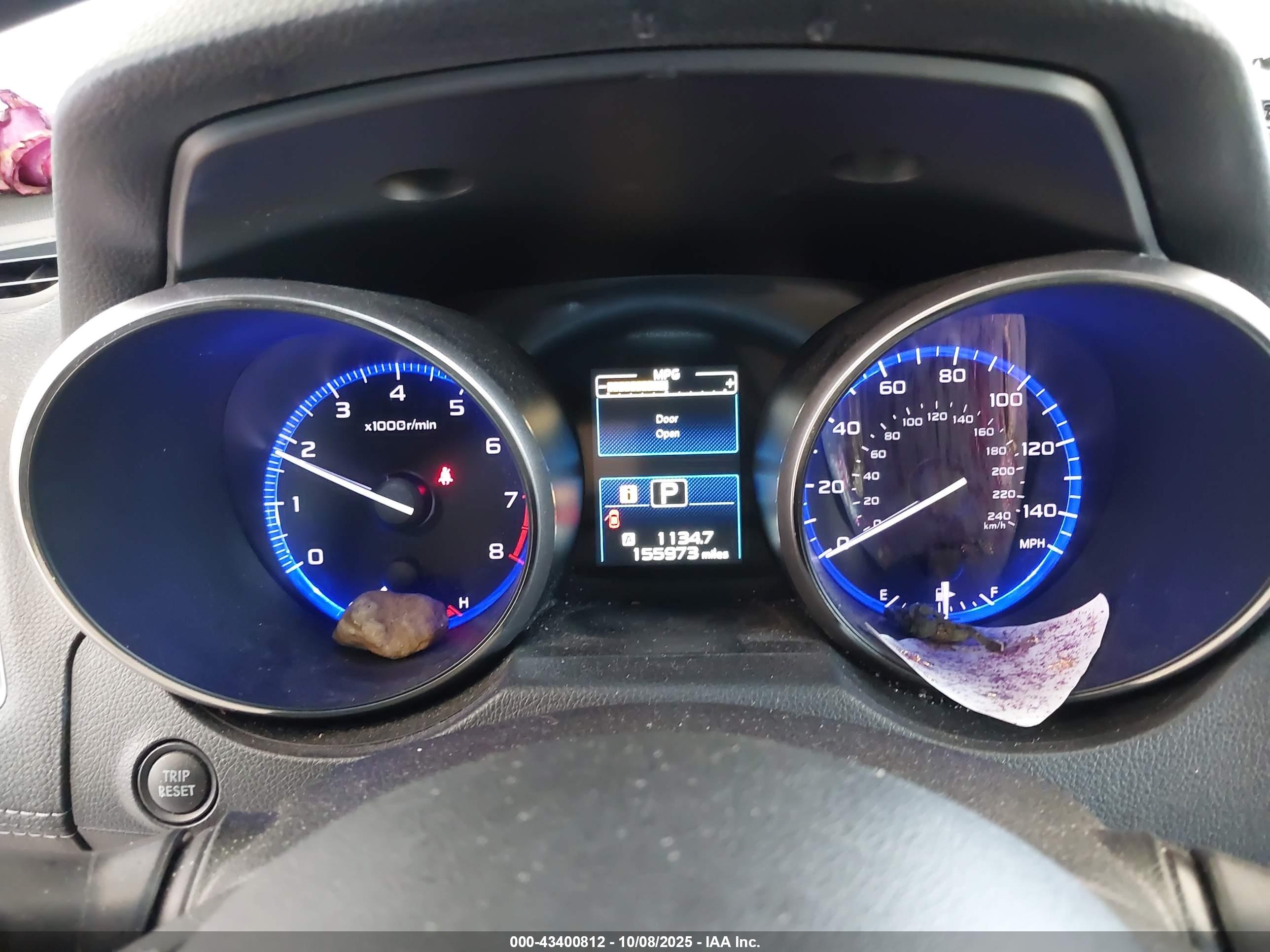 SUBARU OUTBACK image 7