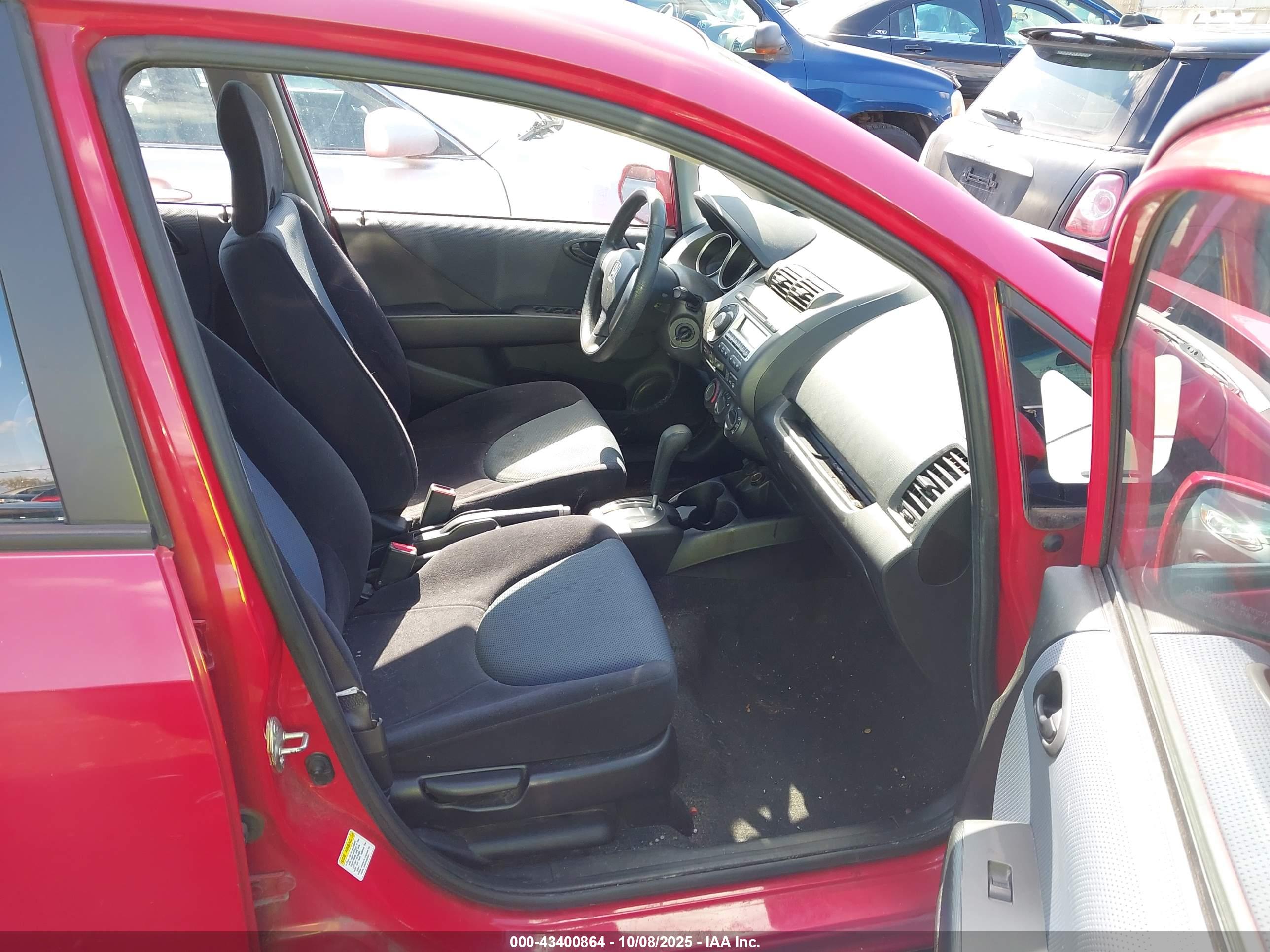 HONDA FIT image 5