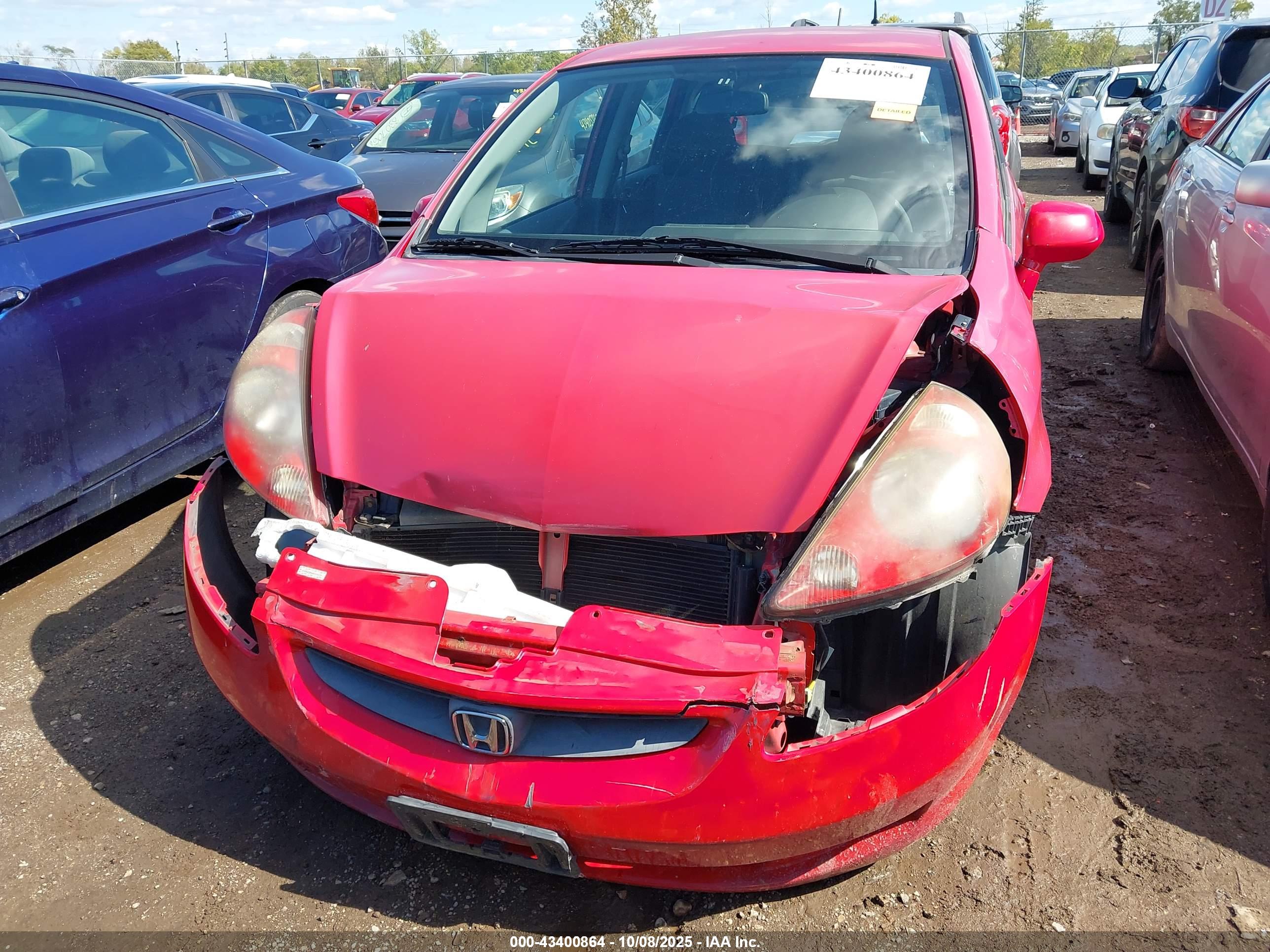 HONDA FIT image 6