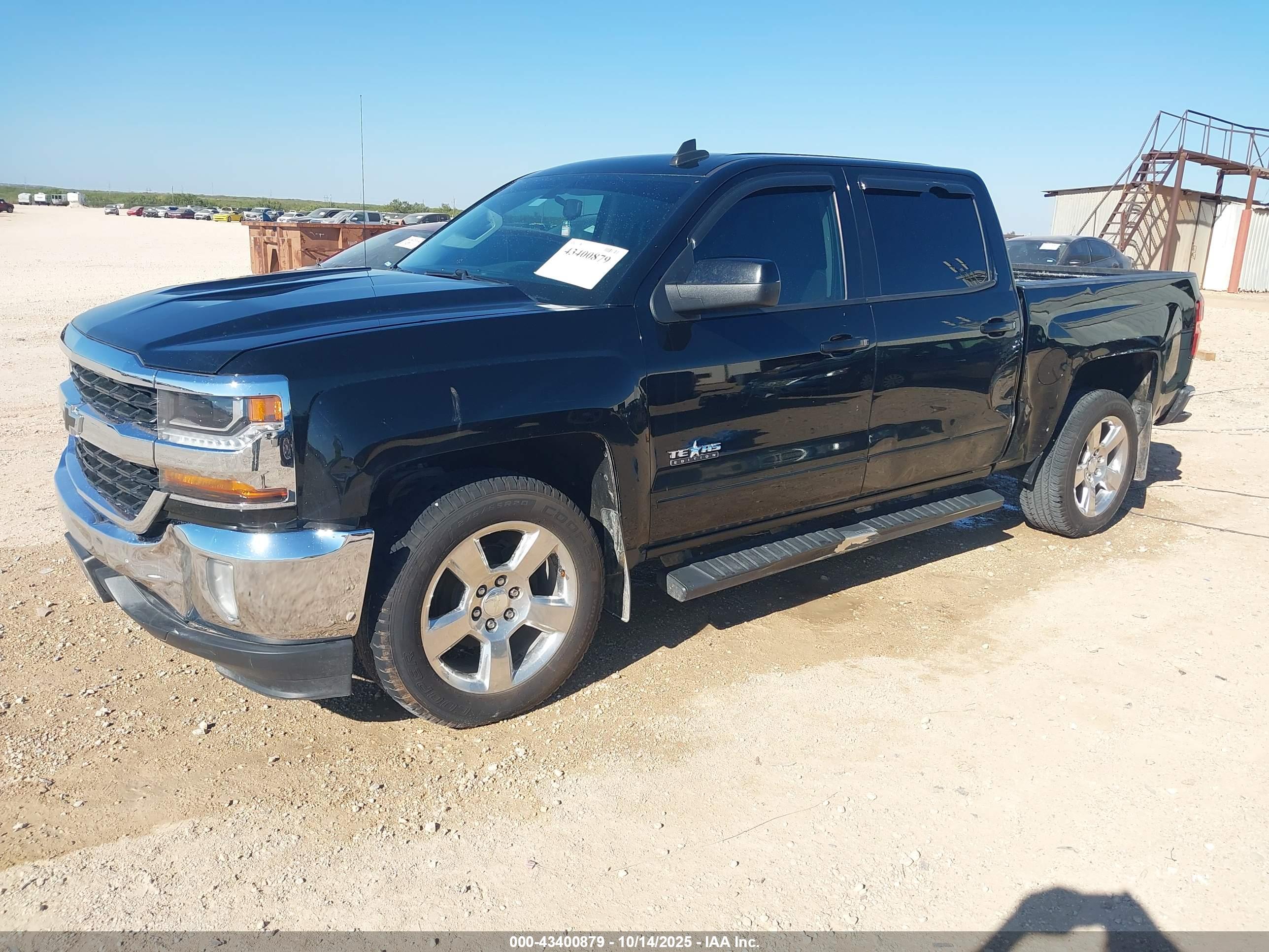 CHEVROLET SILVERADO image 2