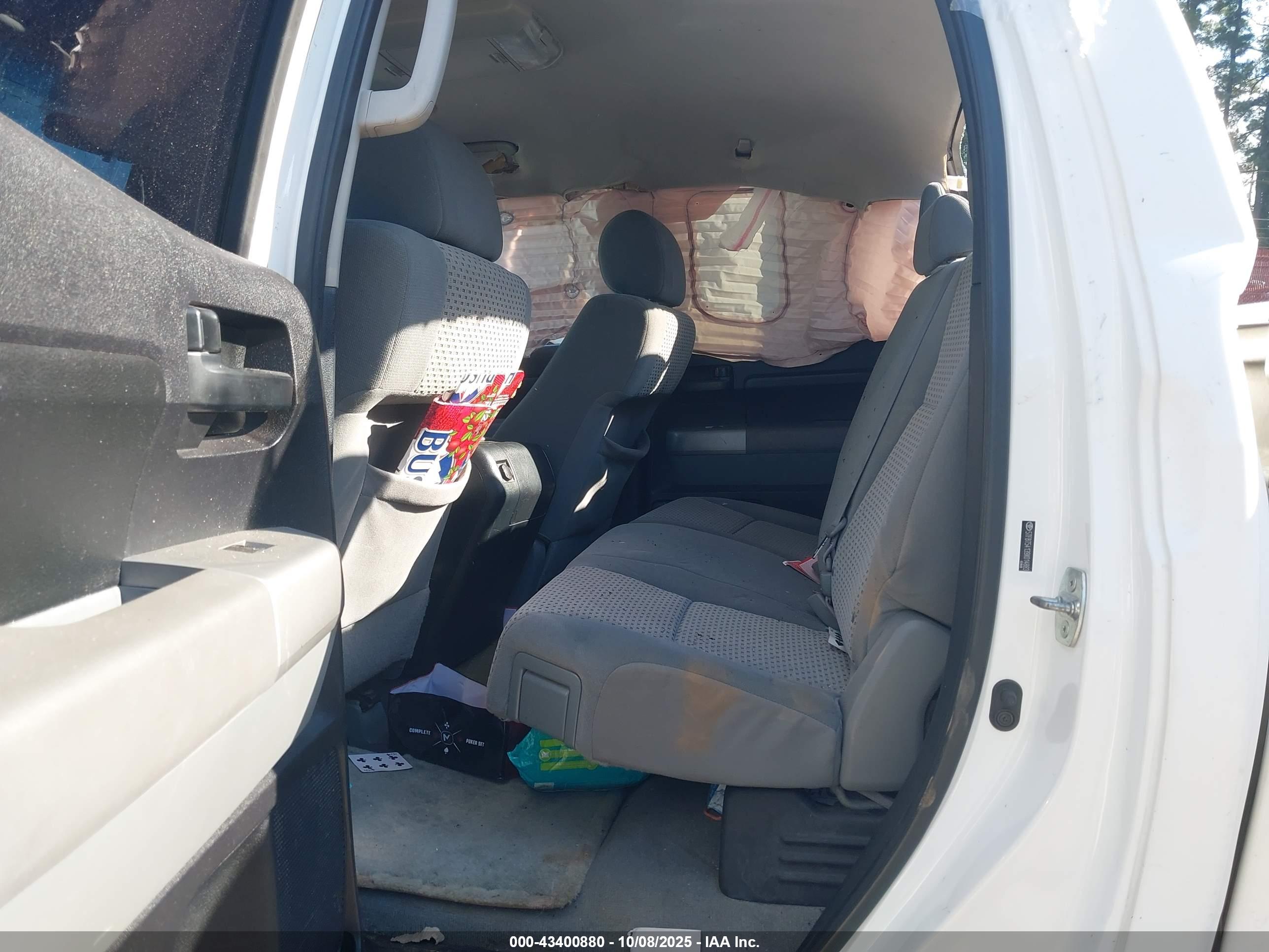 TOYOTA TUNDRA image 8