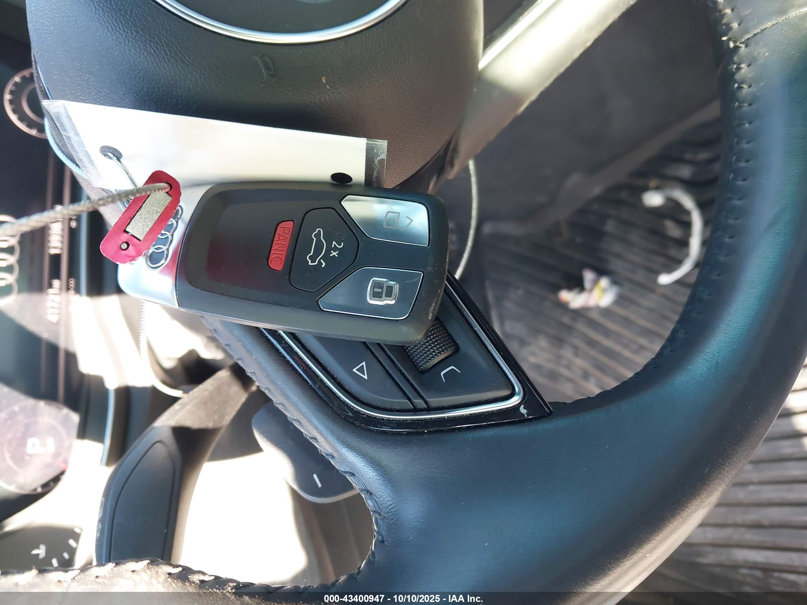 AUDI A4 image 11