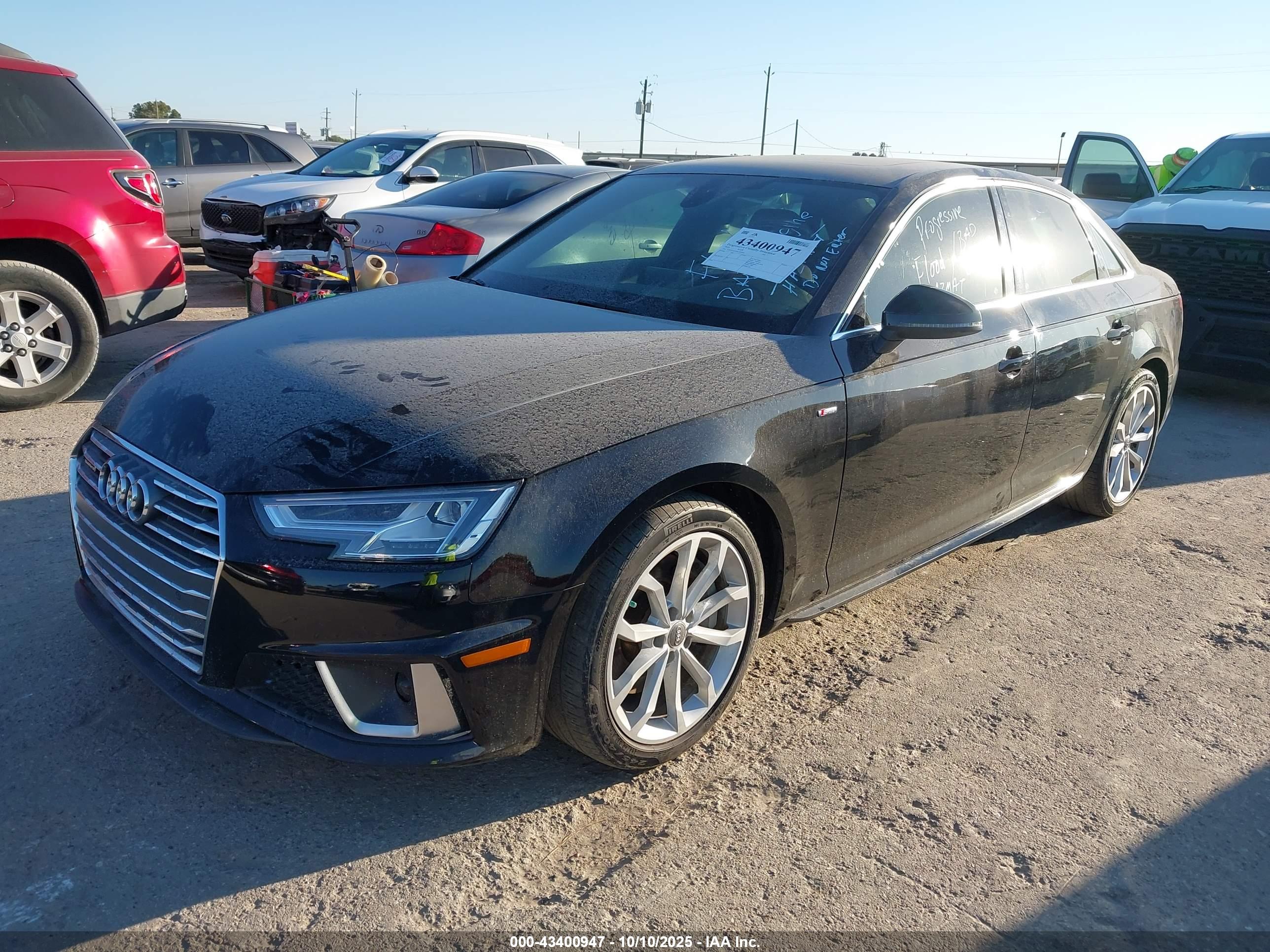 AUDI A4 image 2