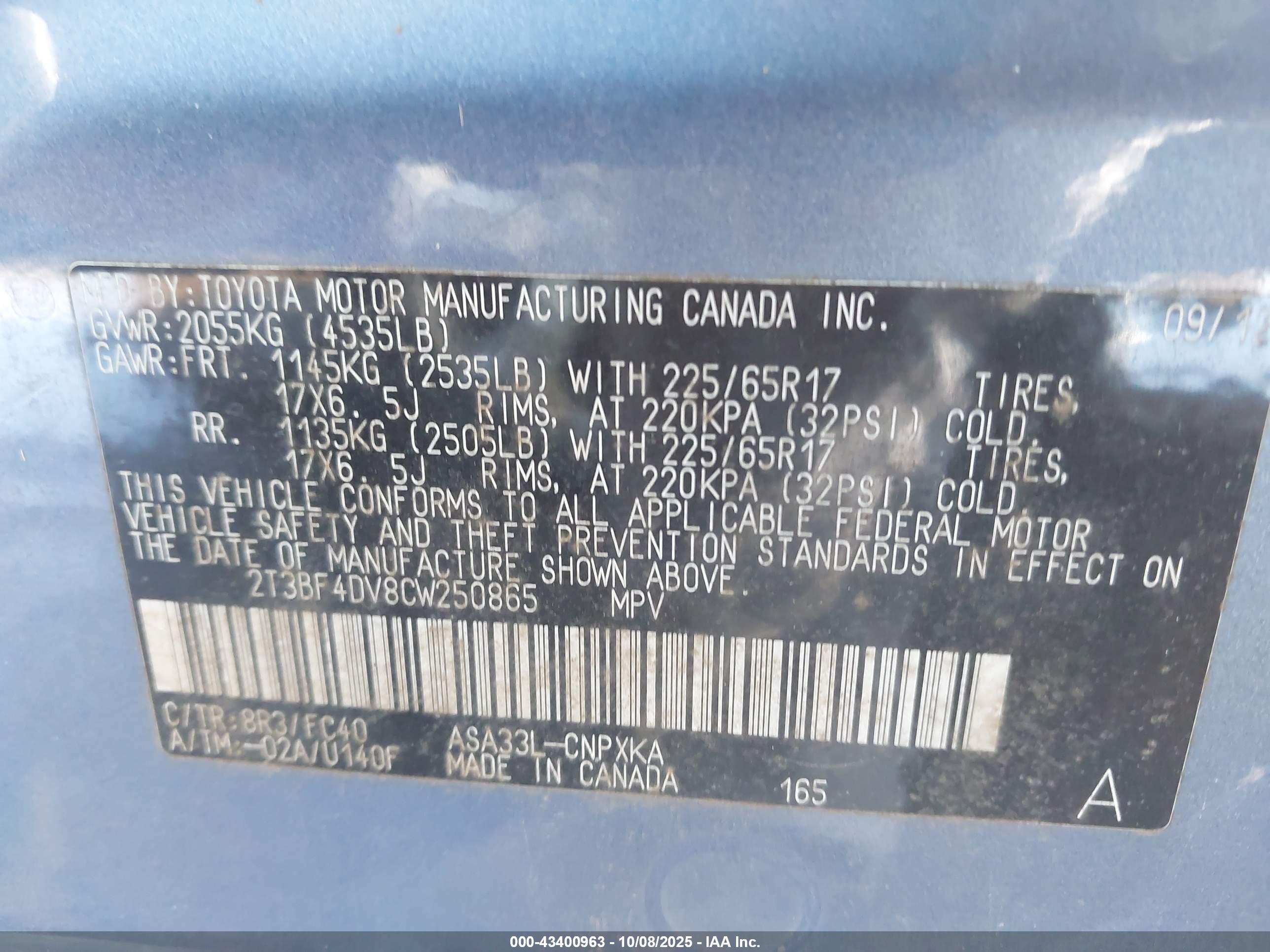 TOYOTA RAV4 image 9