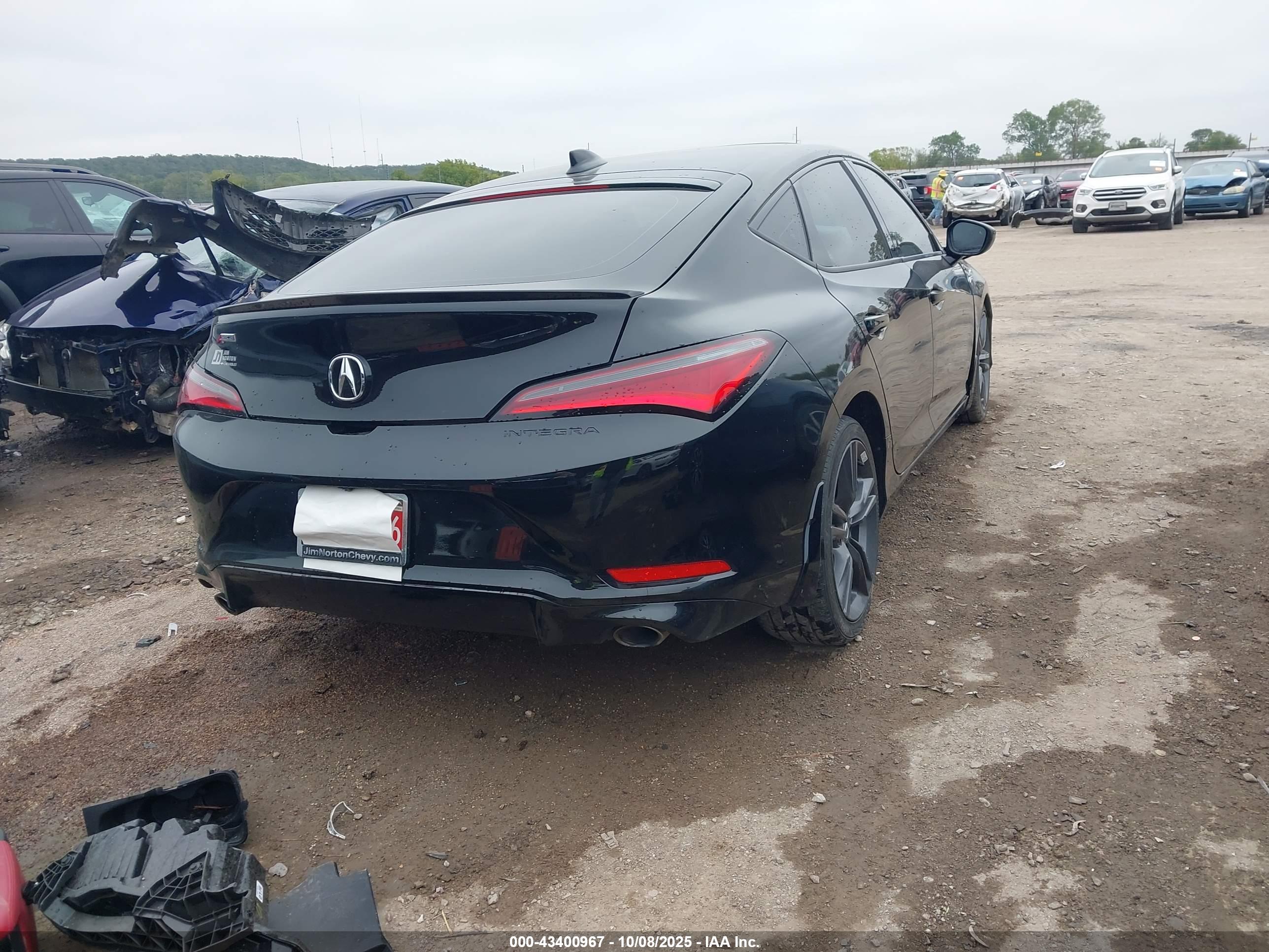 ACURA INTEGRA image 4