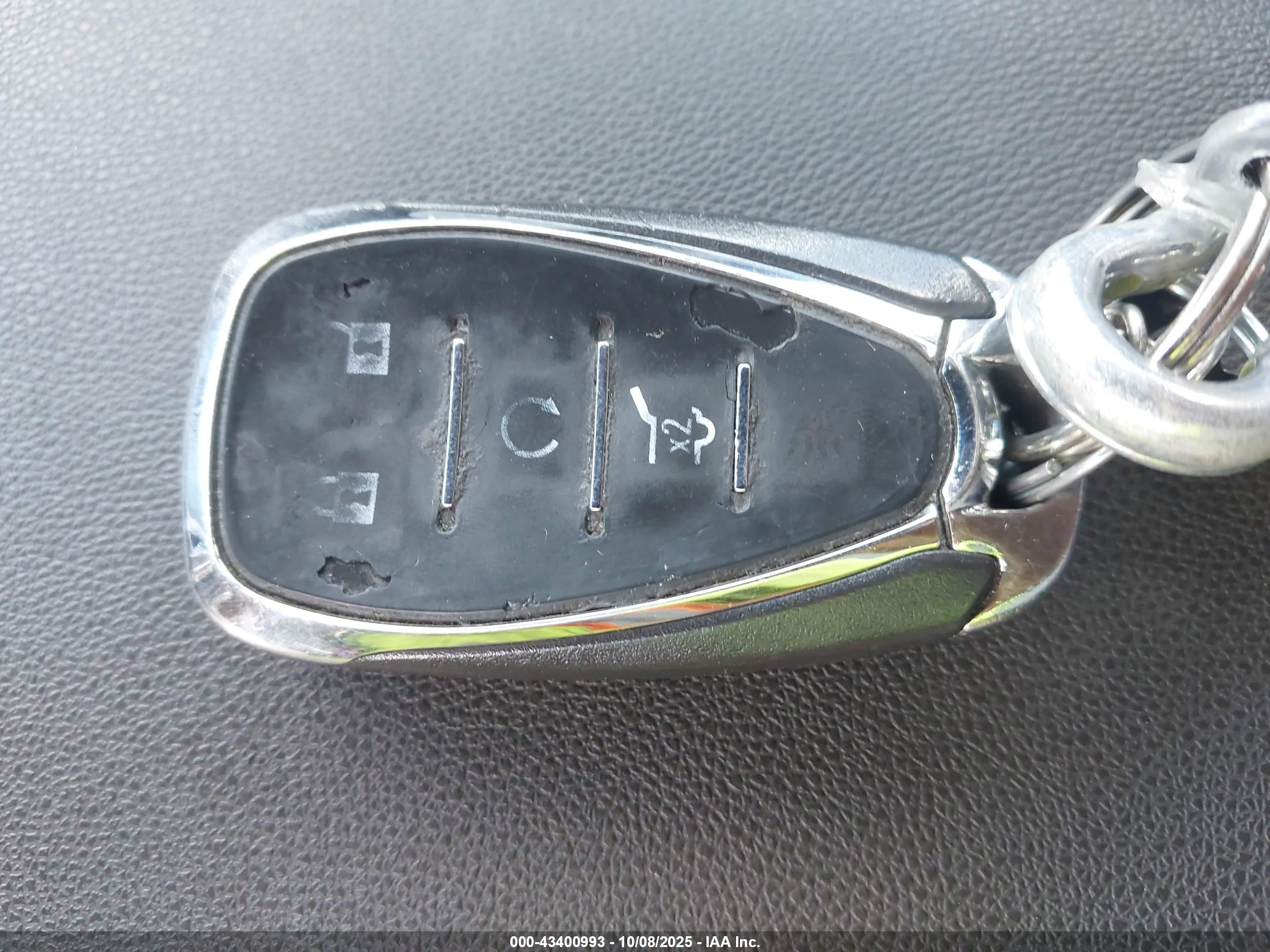 CHEVROLET EQUINOX image 11