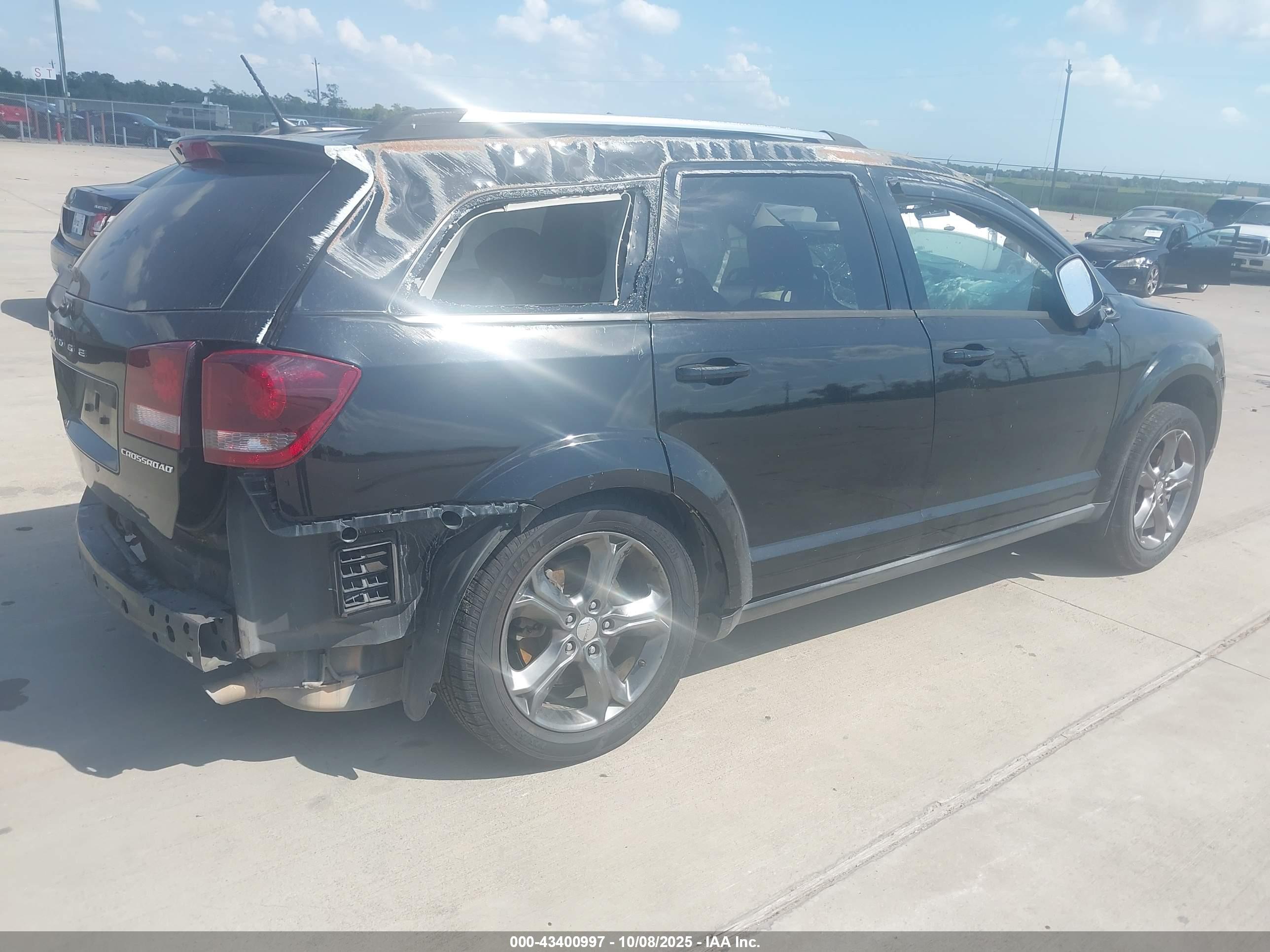 DODGE JOURNEY image 4