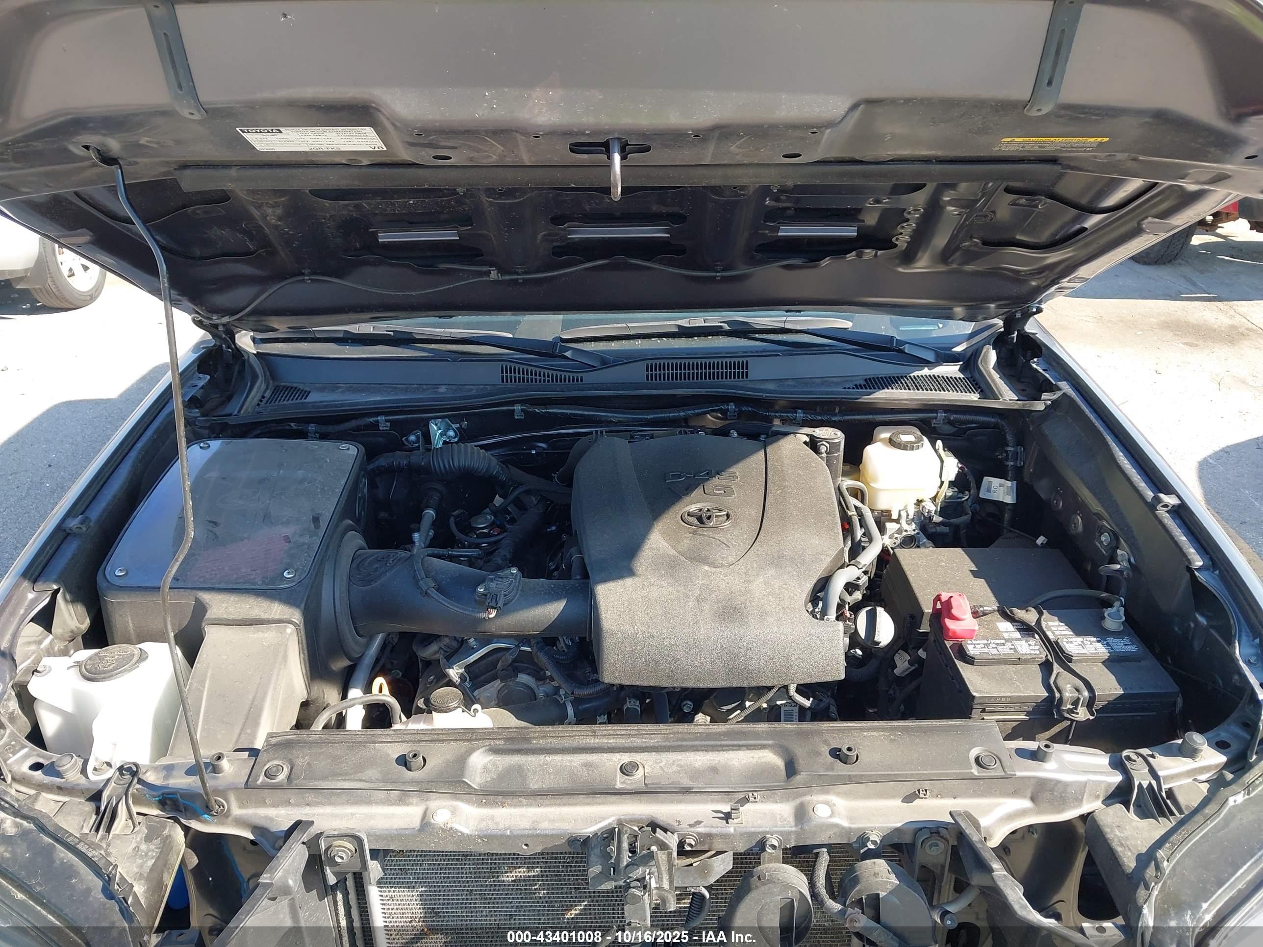 TOYOTA TACOMA image 10