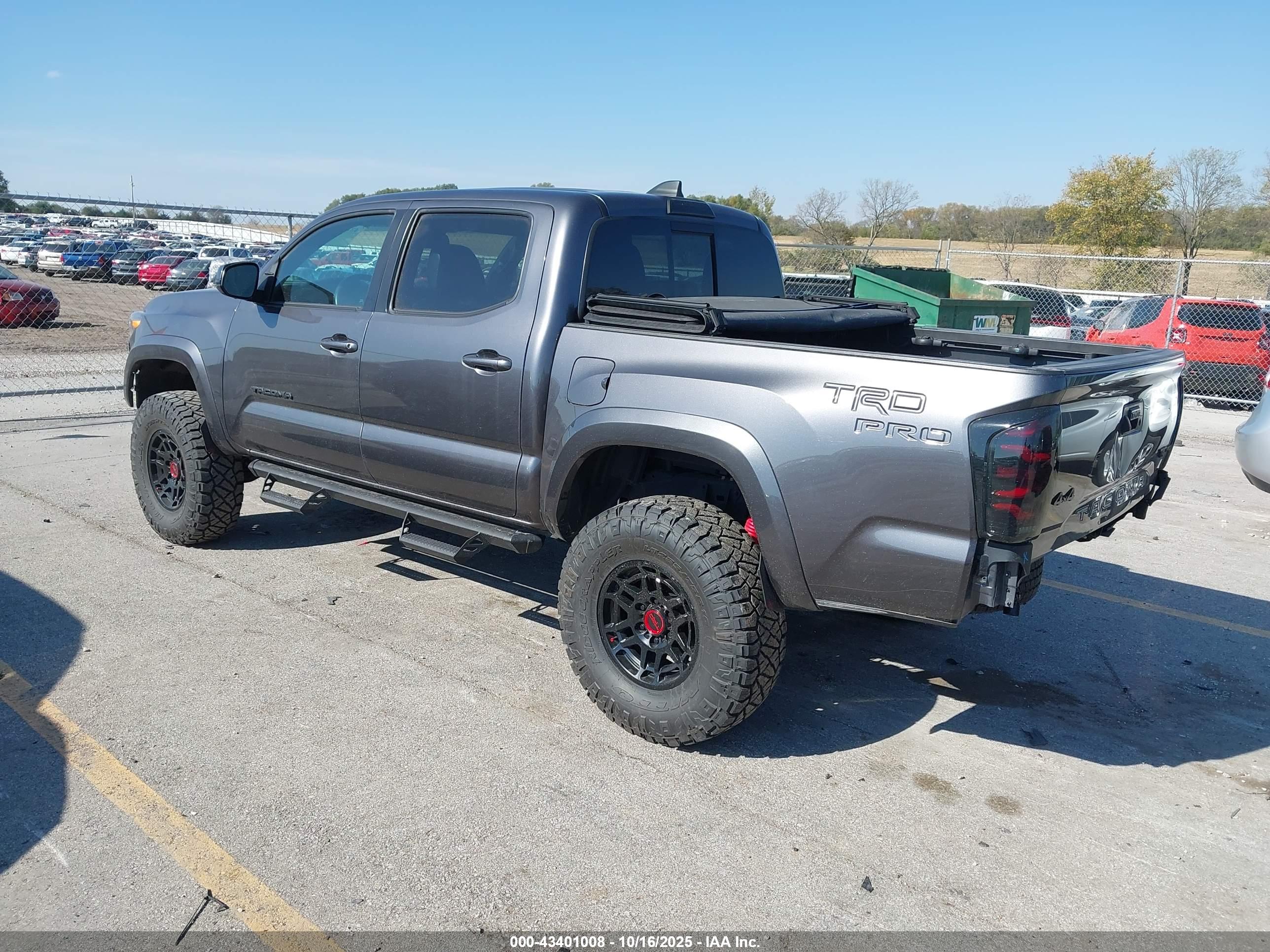 TOYOTA TACOMA image 3