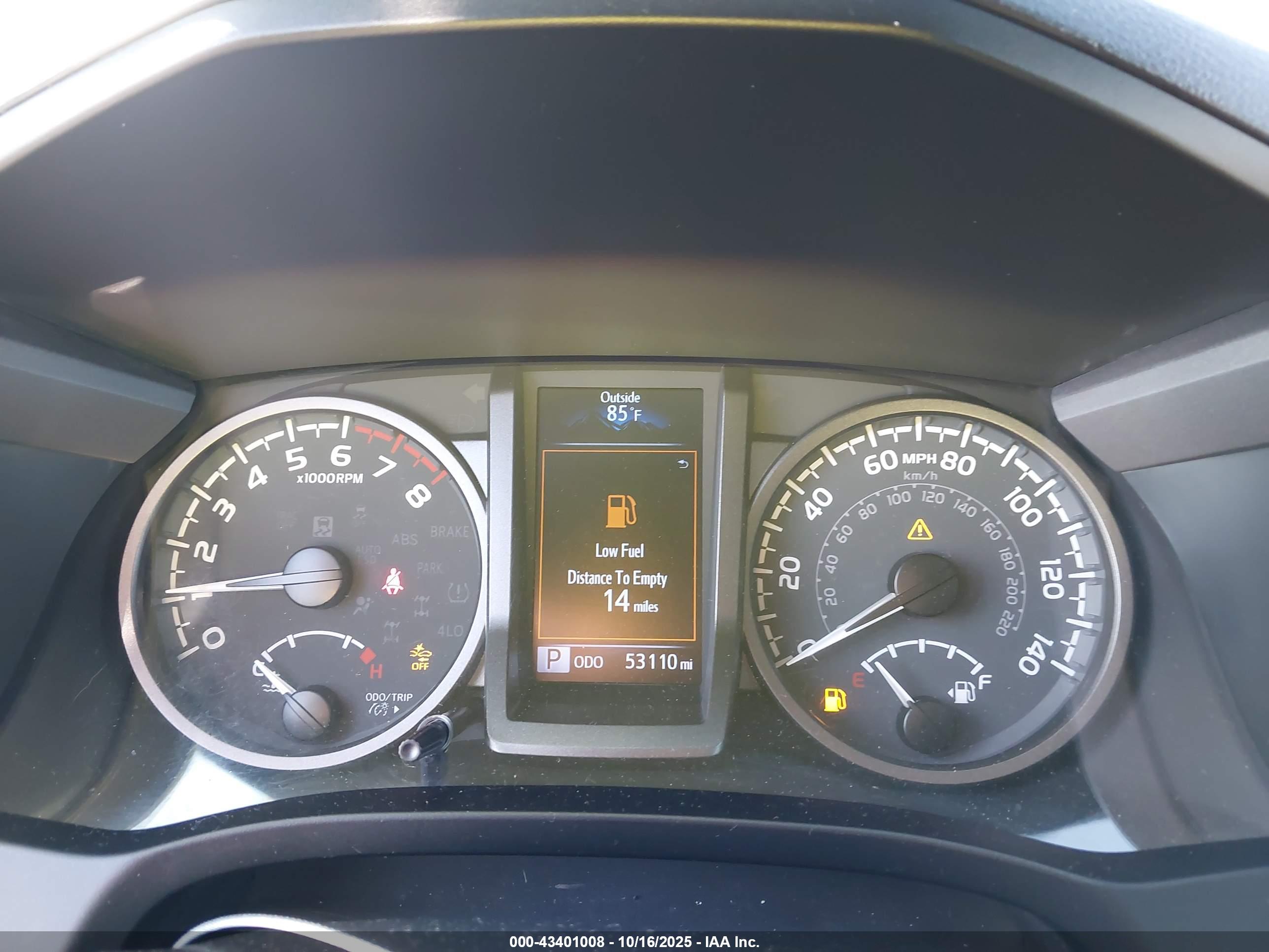 TOYOTA TACOMA image 7