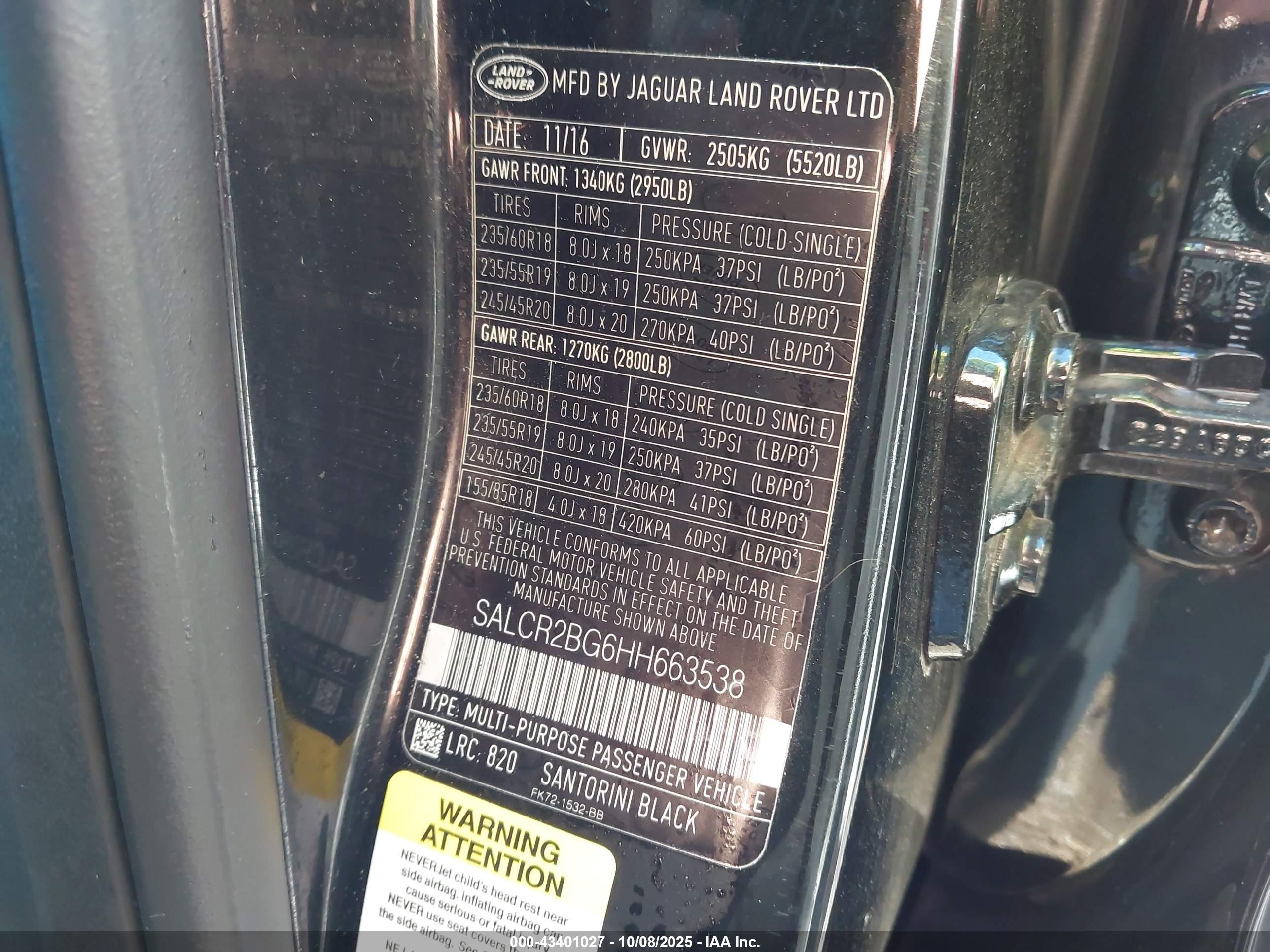 LAND ROVER image 9