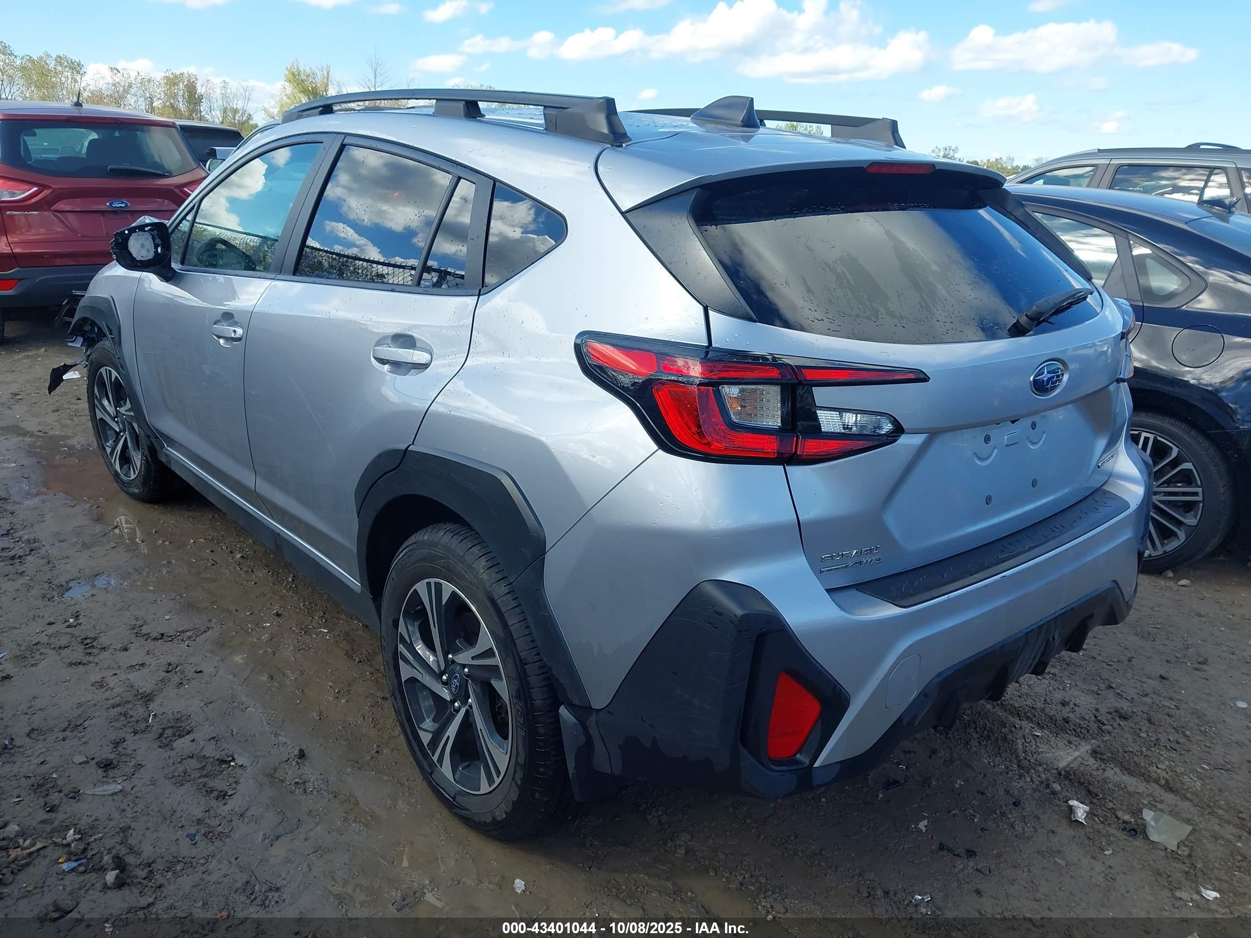 SUBARU CROSSTREK image 3