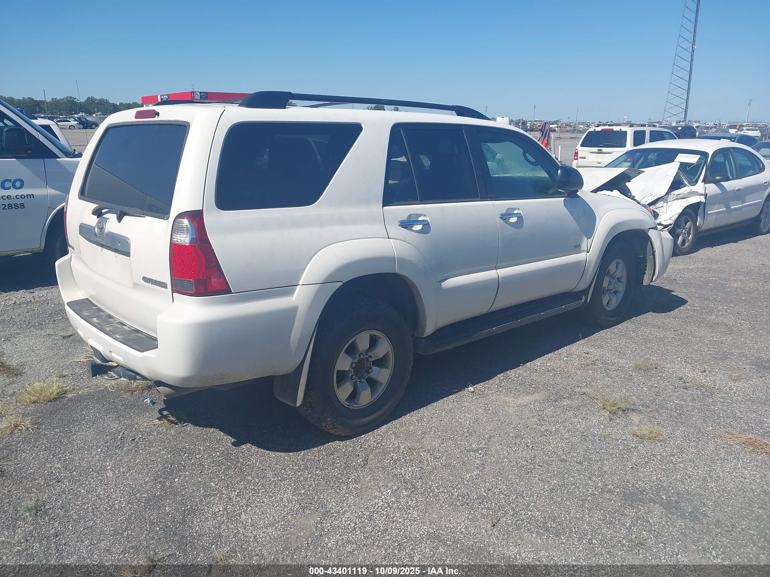 TOYOTA 4RUNNER image 4