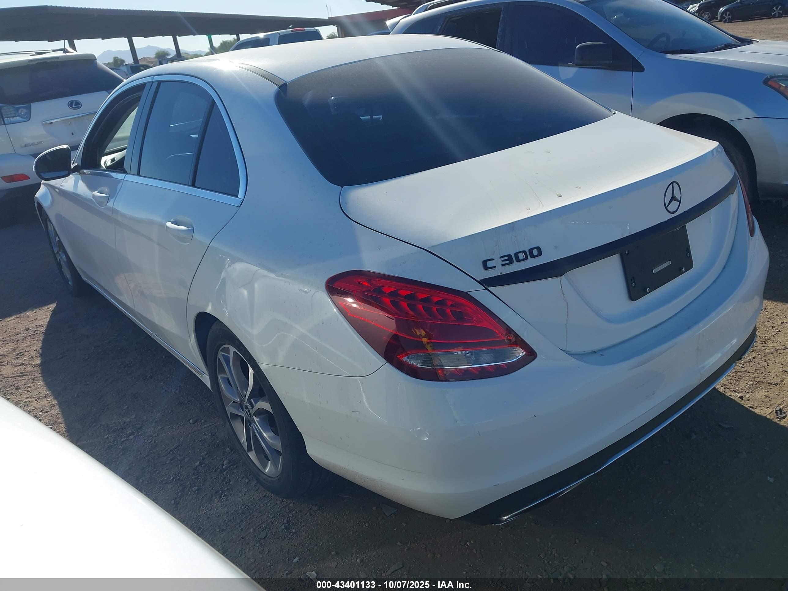 MERCEDES-BENZ C image 3