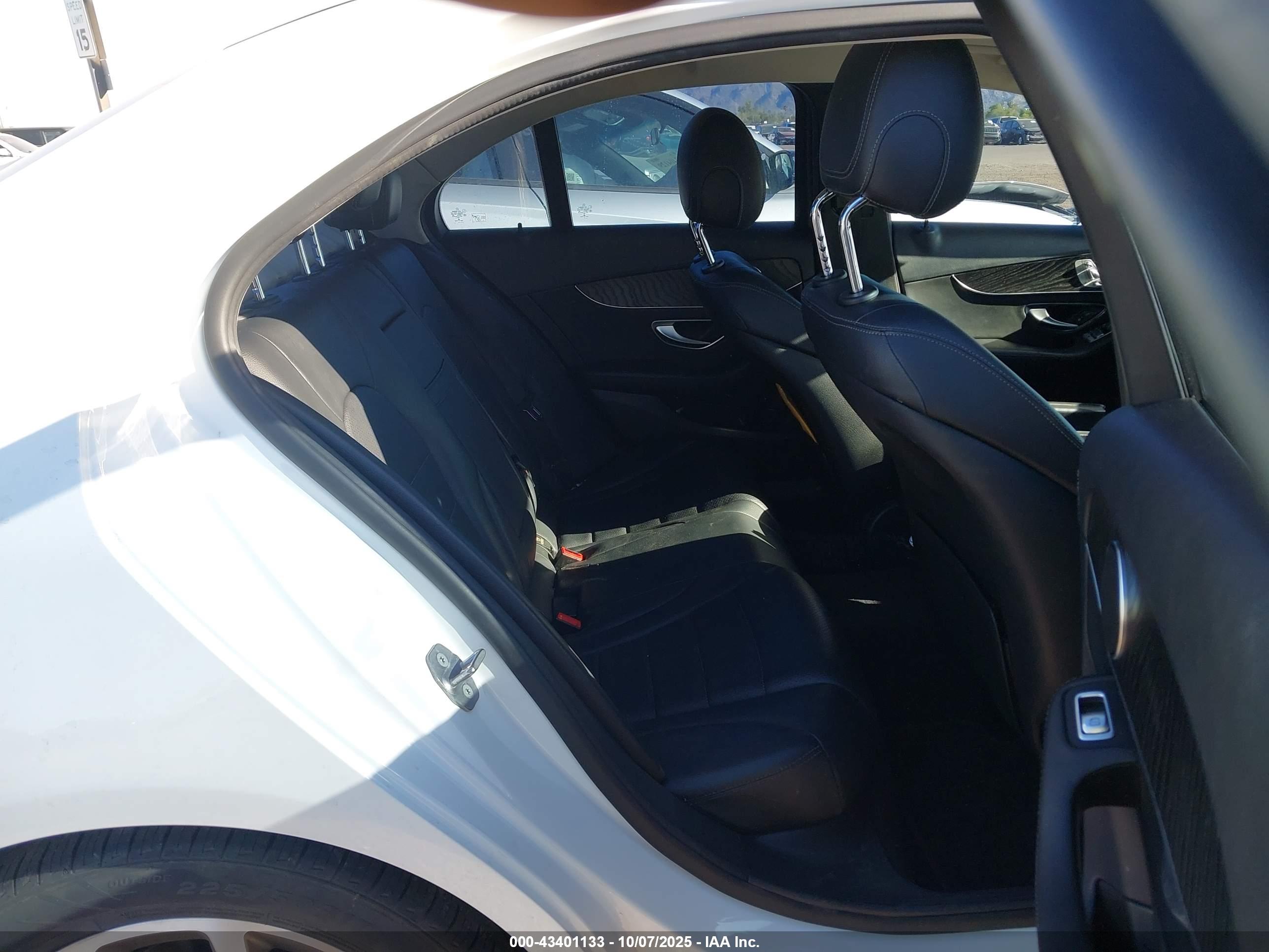 MERCEDES-BENZ C image 8