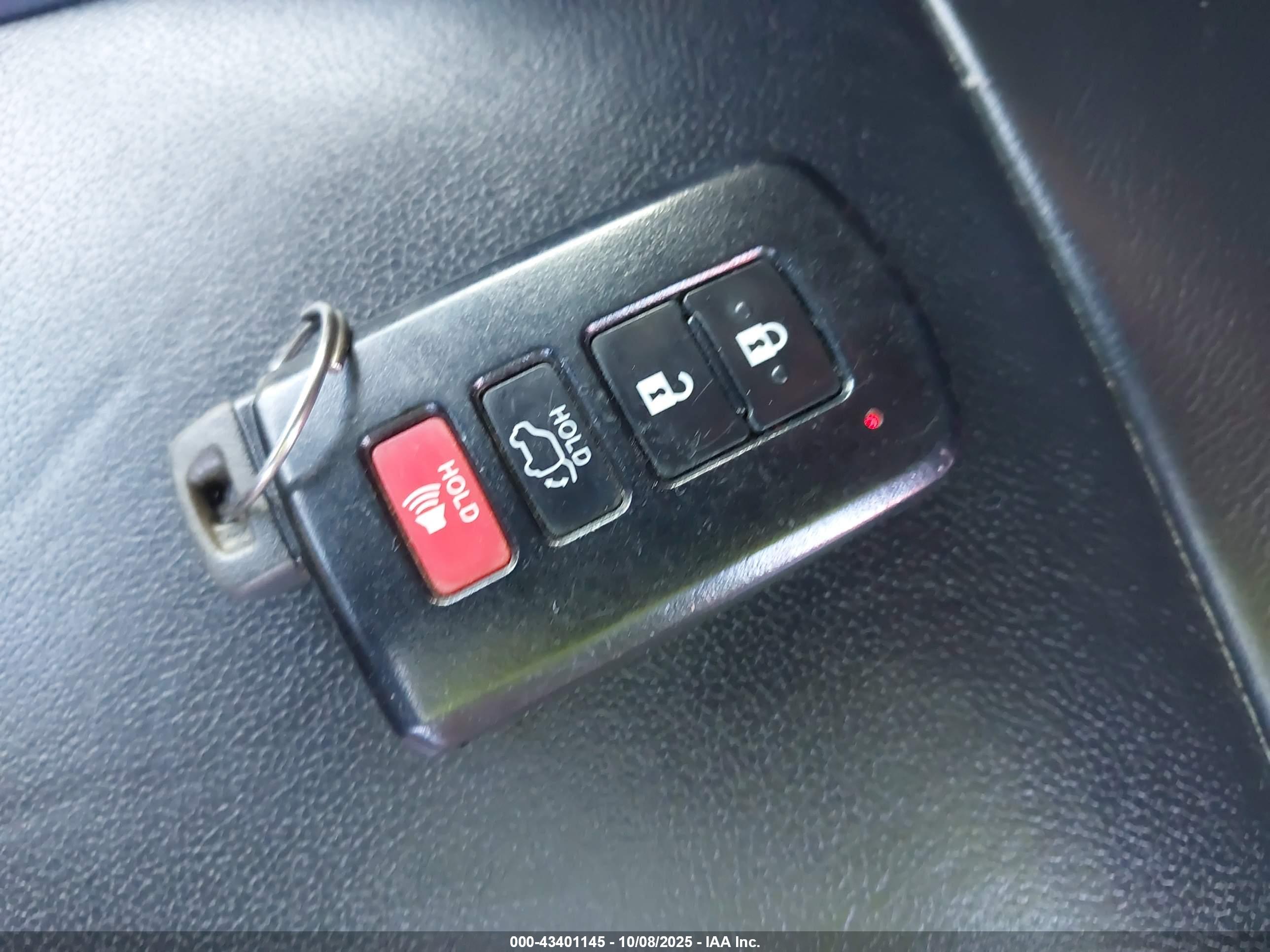 TOYOTA HIGHLANDER image 11
