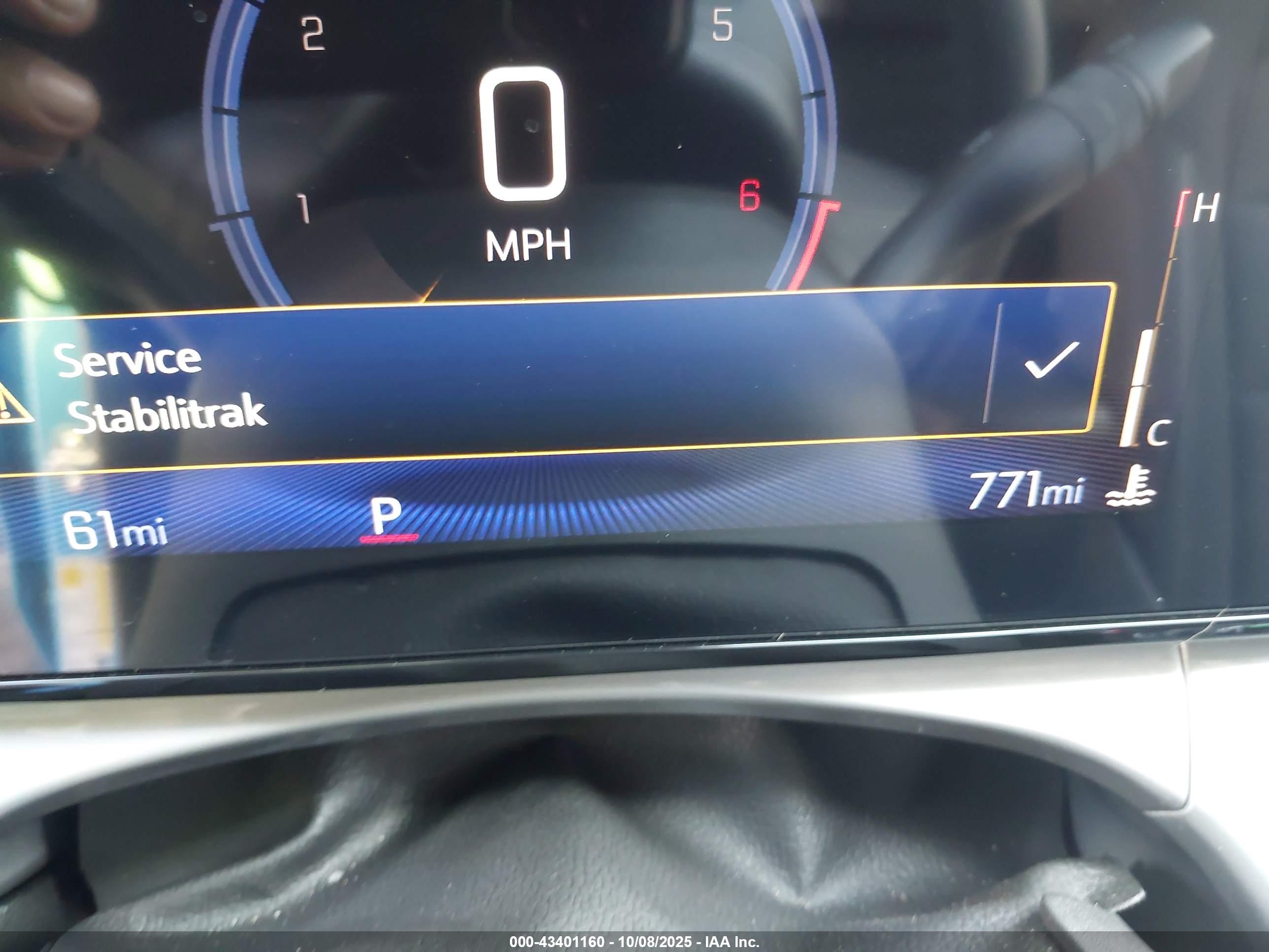 CHEVROLET TRAX image 7