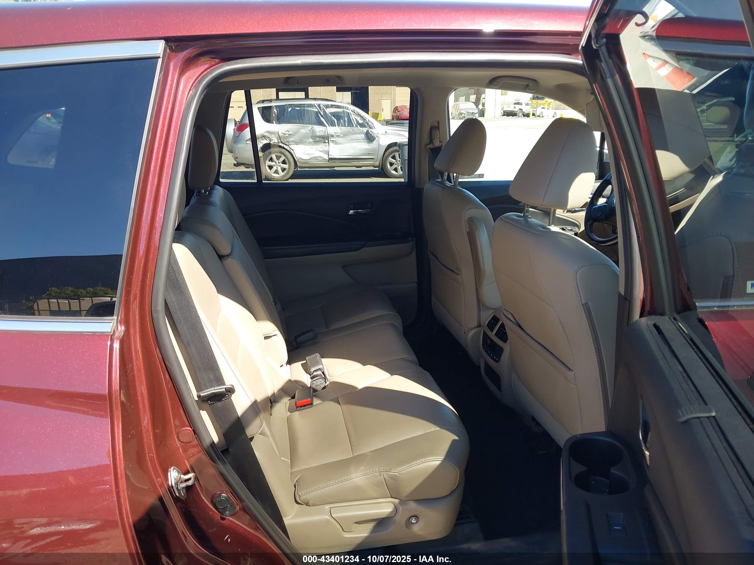 HONDA PILOT image 8
