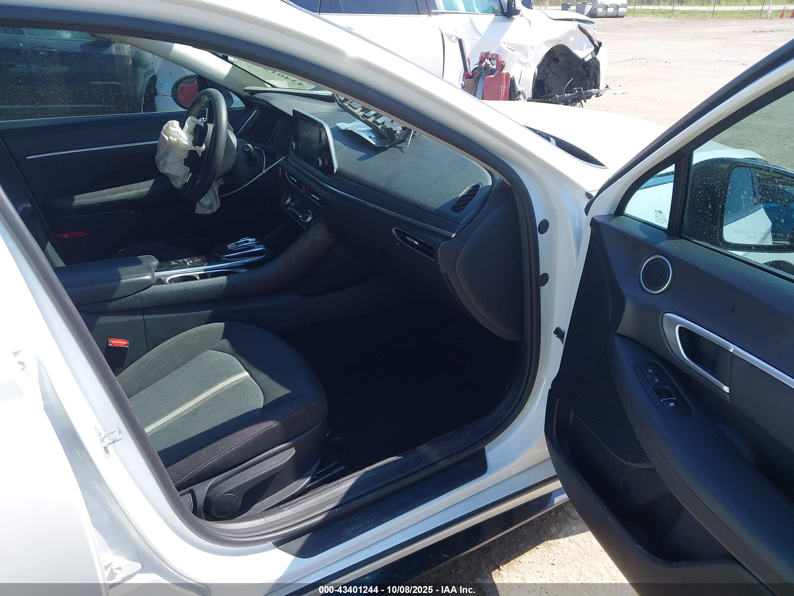 HYUNDAI SONATA image 5