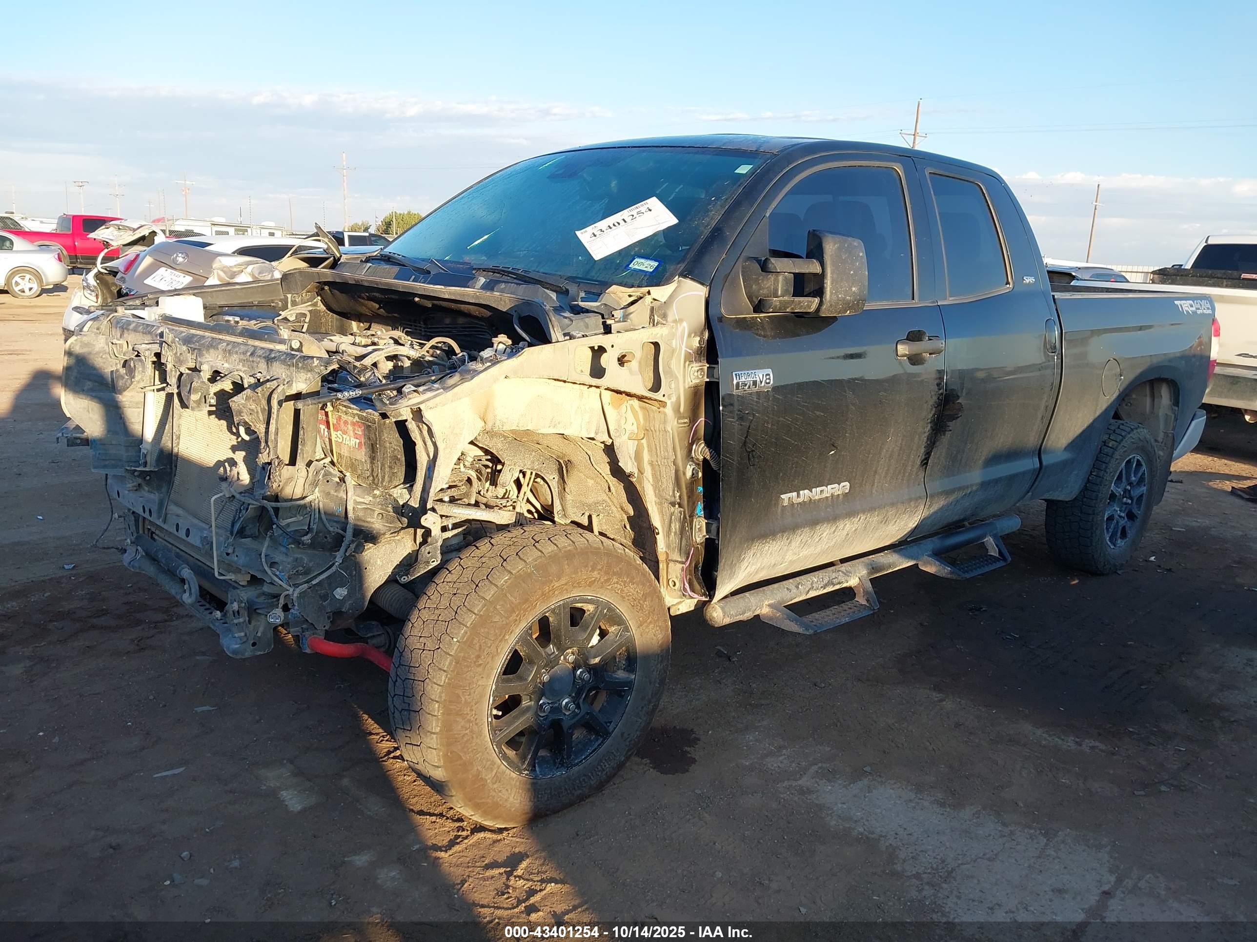 TOYOTA TUNDRA image 2